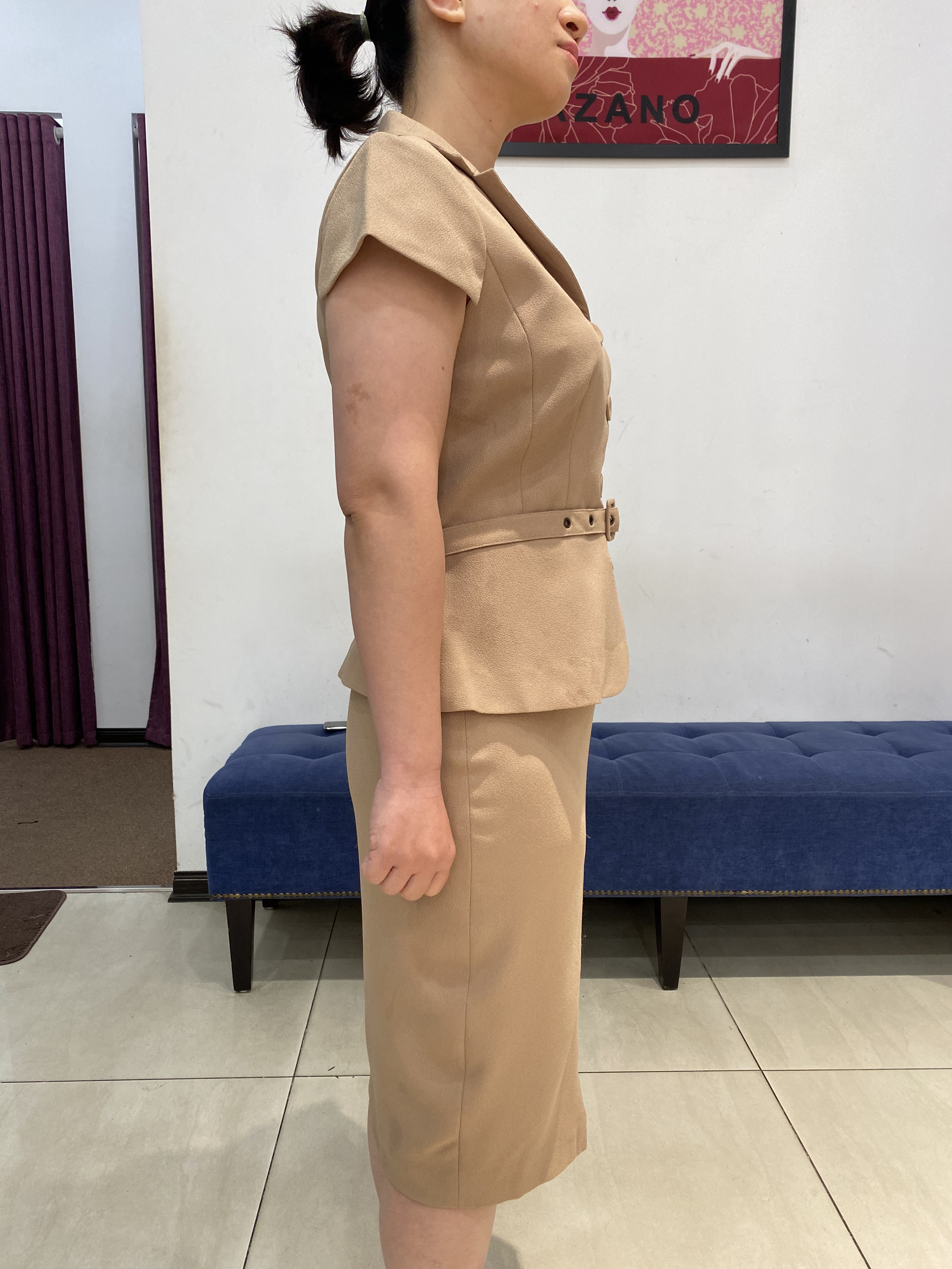 Bộ Áo ký giả ngắn tay và Chân váy juyp vải Tuytxi màu nâu nhạt_thumbnail_6