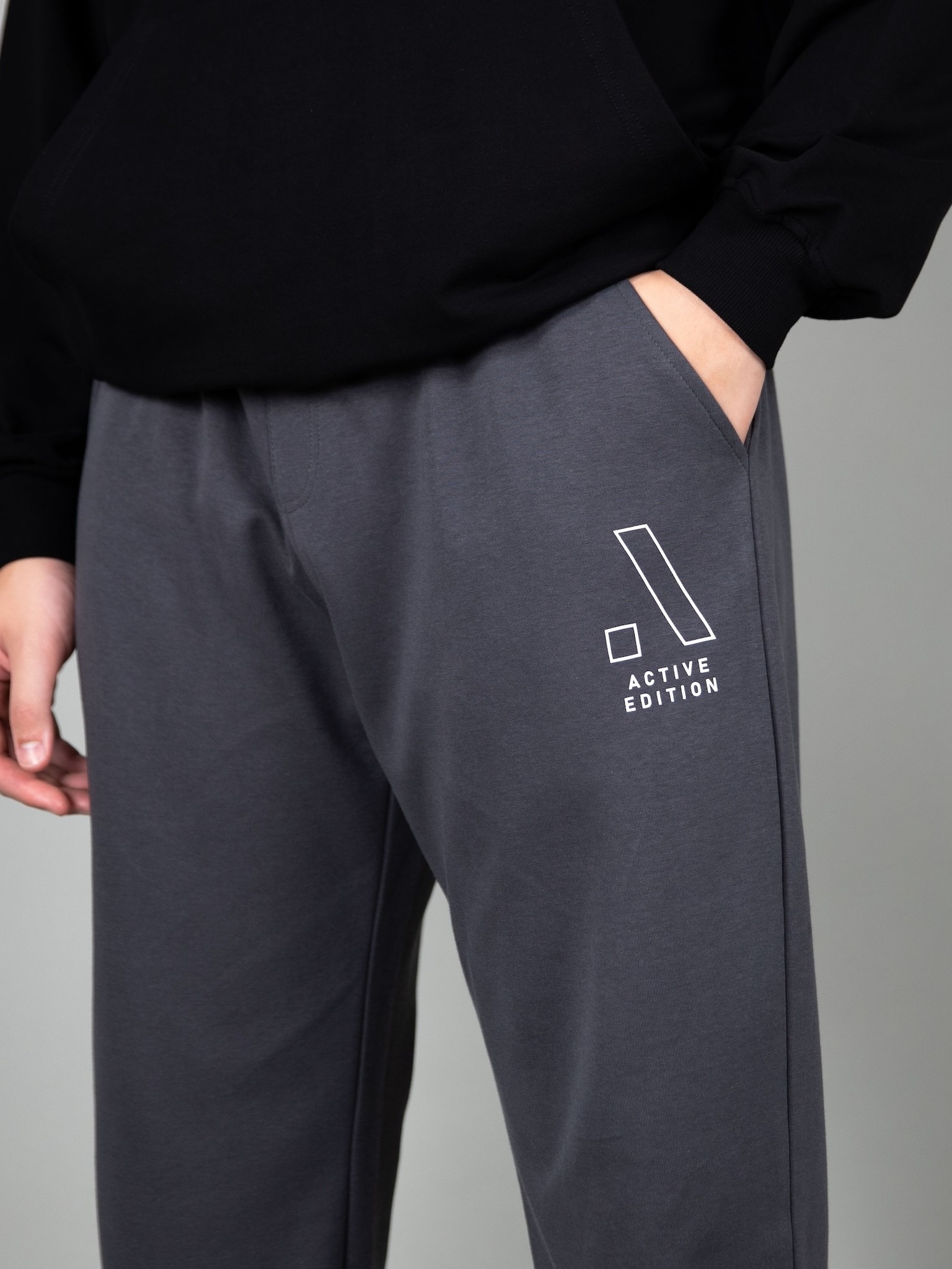 Quần nỉ bé trai chun gấu màu xanh chì_thumbnail_4