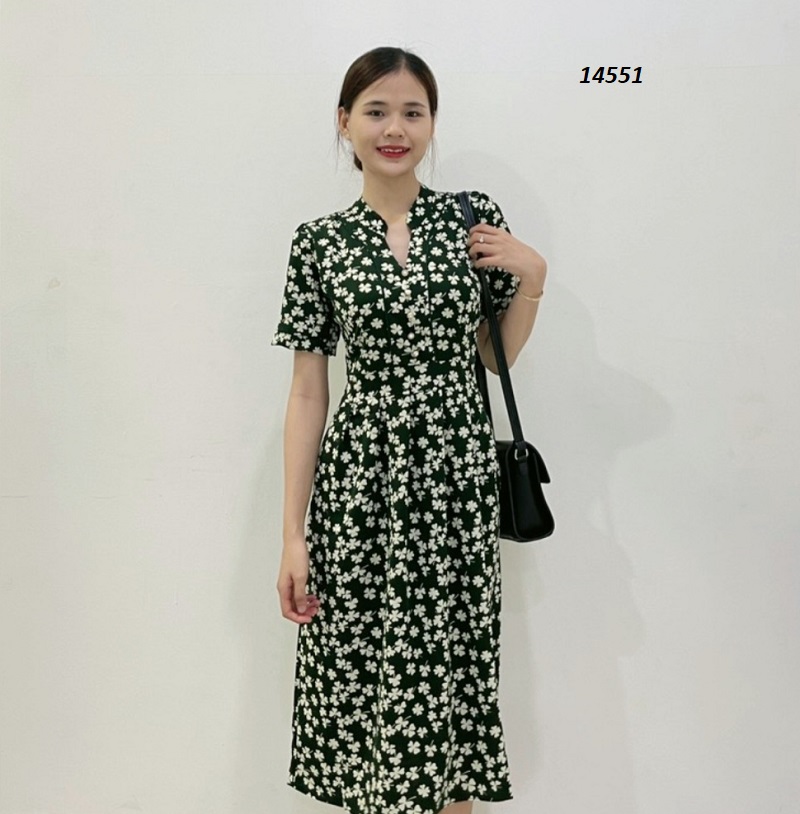 14551-Đầm xòe A họa tiết cỏ  ba lá  xanh rêu (lụa mango)_thumbnail_3
