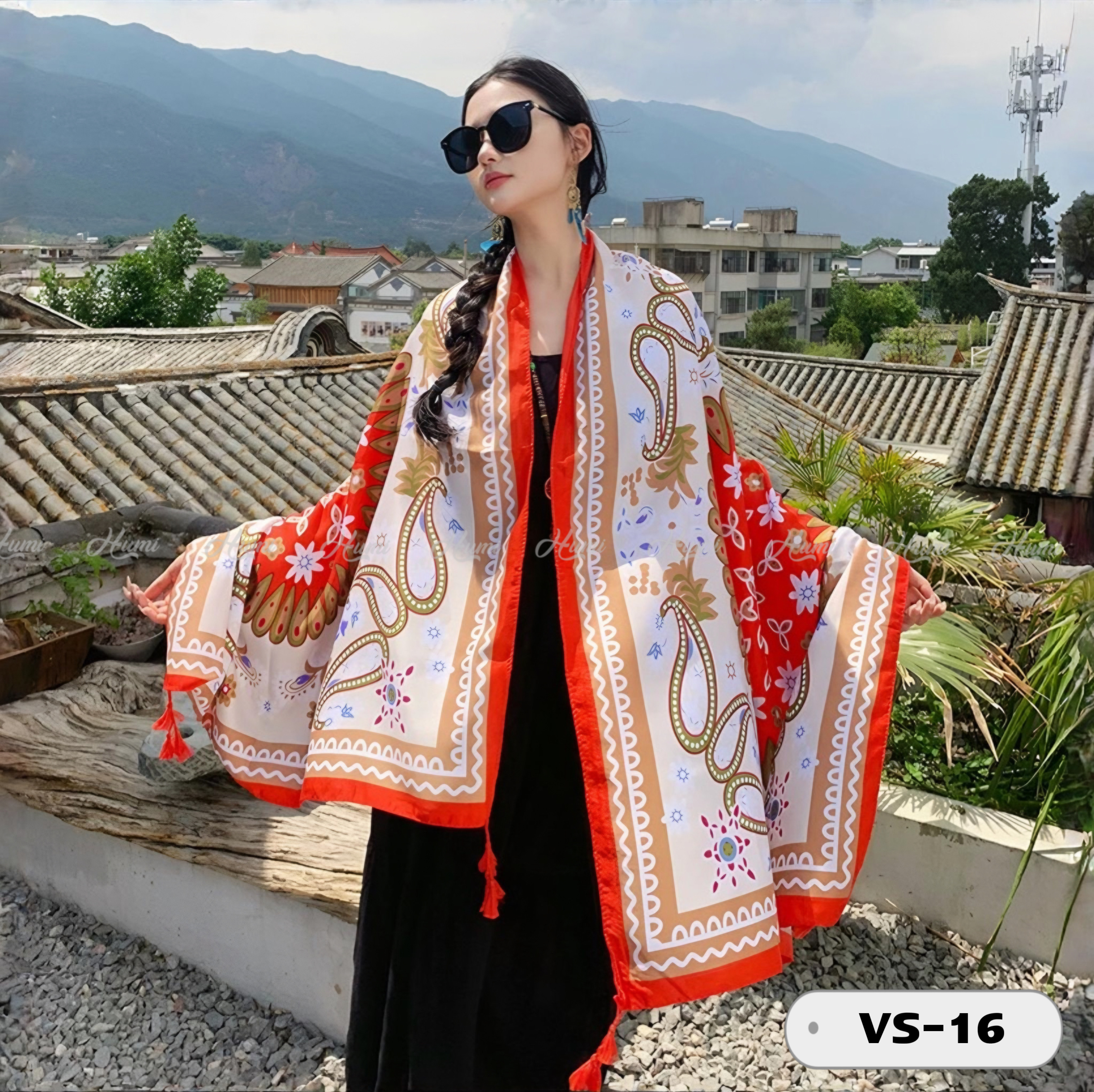 KHĂN HỌA TIẾT THỔ CẨM (VS16)