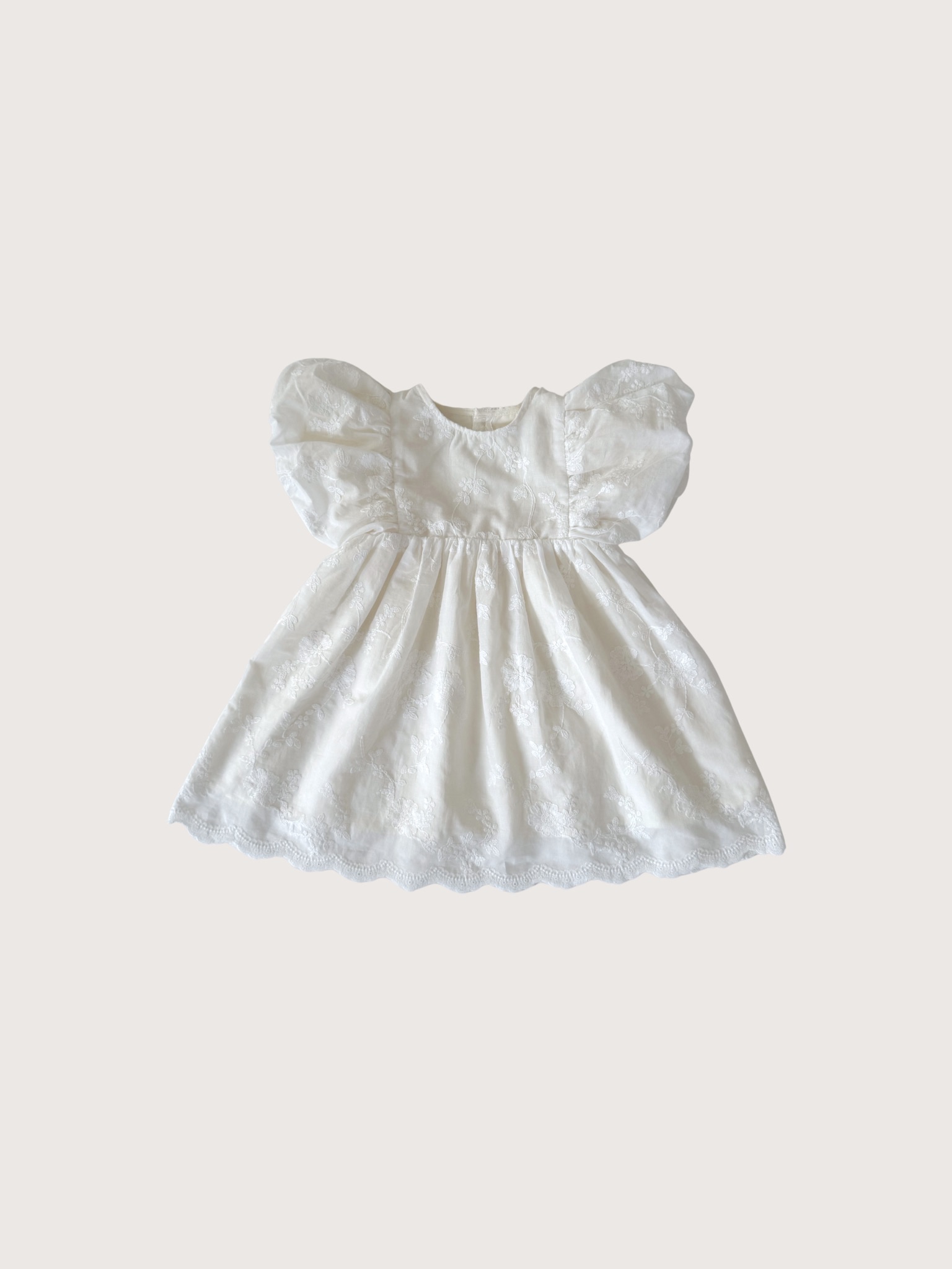 Amira Embroidery Dress (Váy Tay Bồng) 26