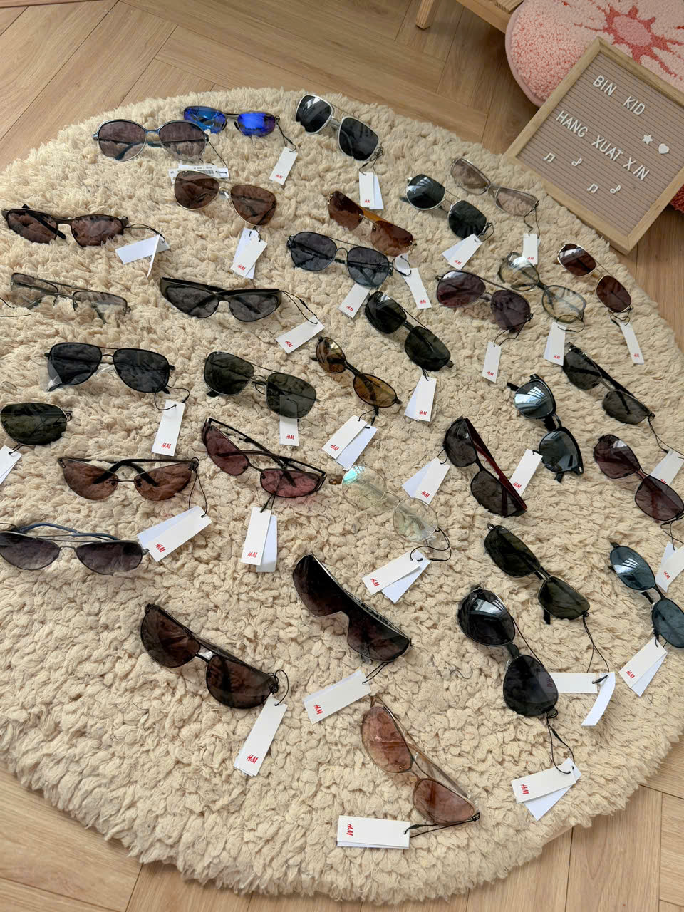 K2 KÍNH H&M NHIỀU MẪU