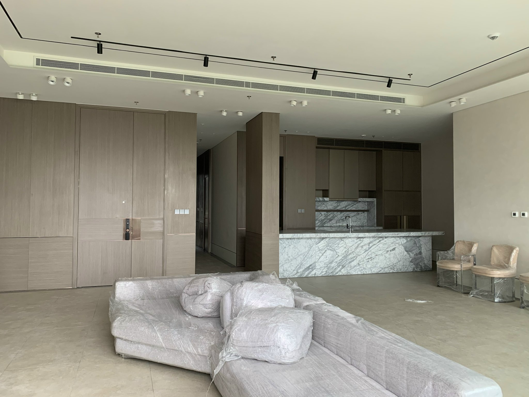 Chủ nhà bán nhanh căn Pool Villa - 400m2, hoàn thiện cơ bản_thumbnail_1