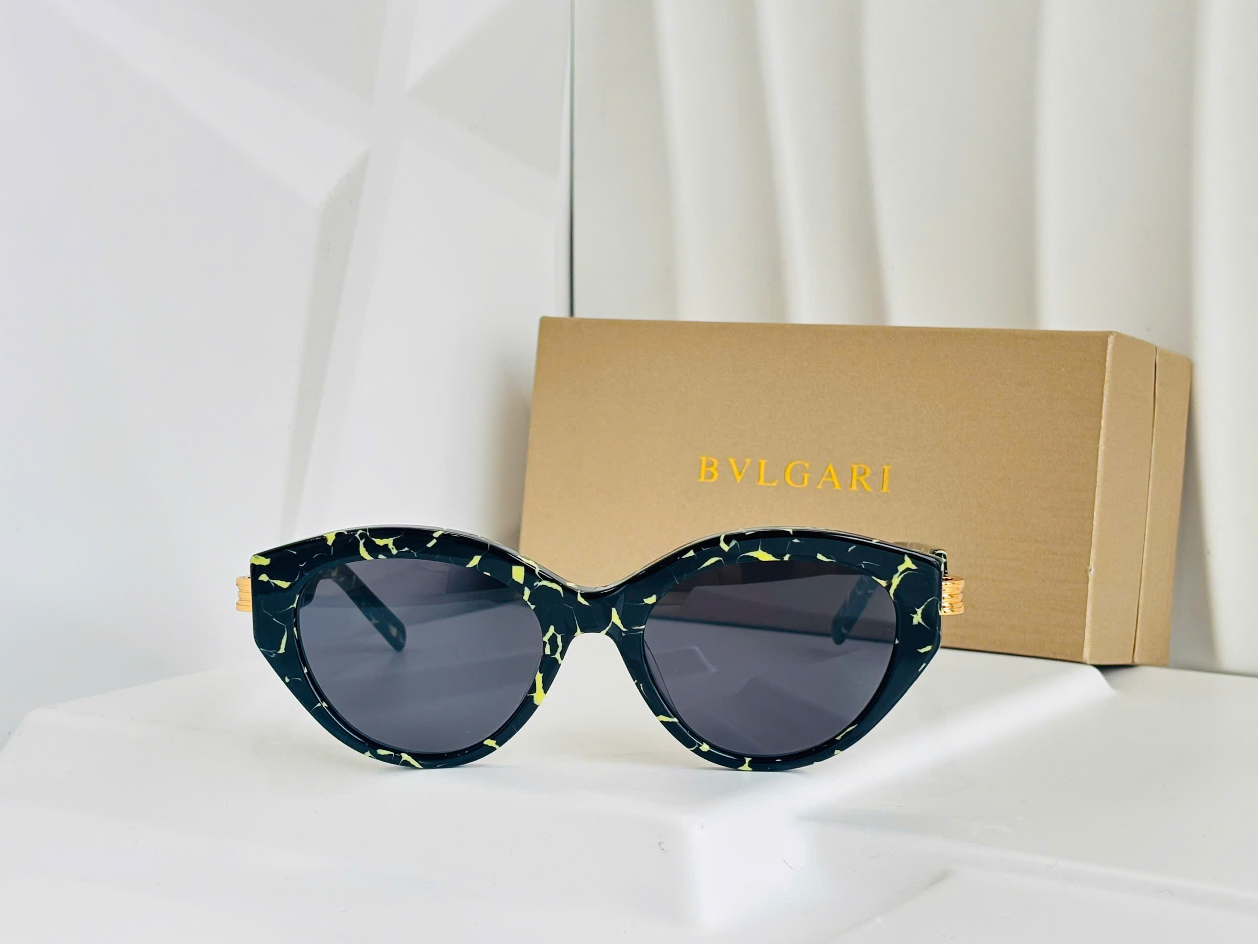 KÍNH HIỆU BVLGARI