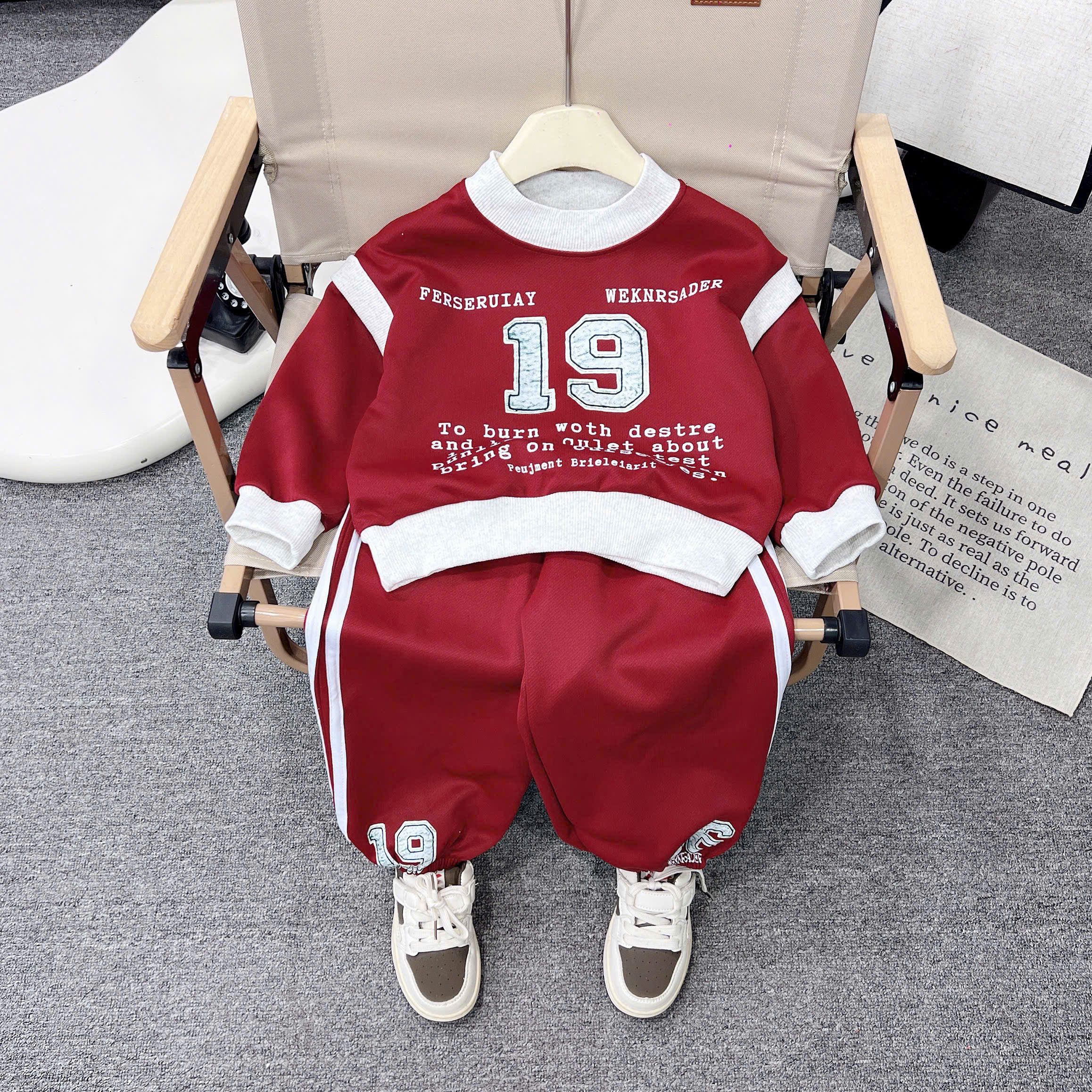 Q80 BỘ DÀI TAY FERSERUIAY SỐ 19- A210.390