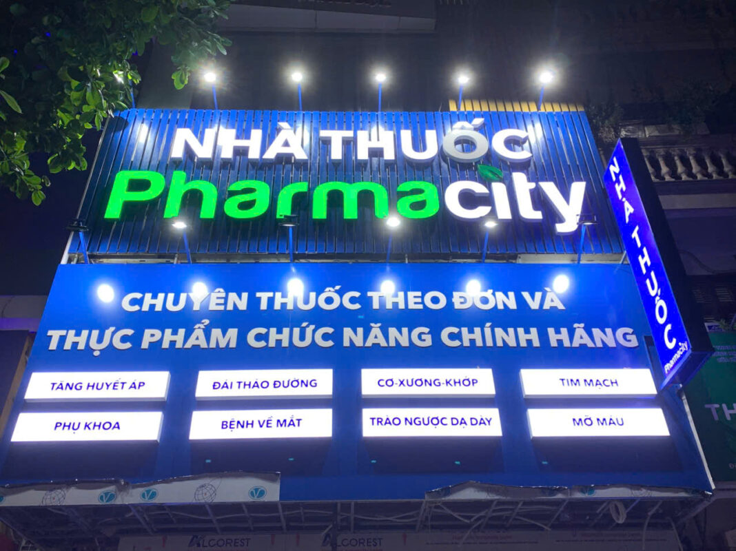 BIỂN QUẢNG CÁO ALU KẾT HỢP CHỮ NỔI