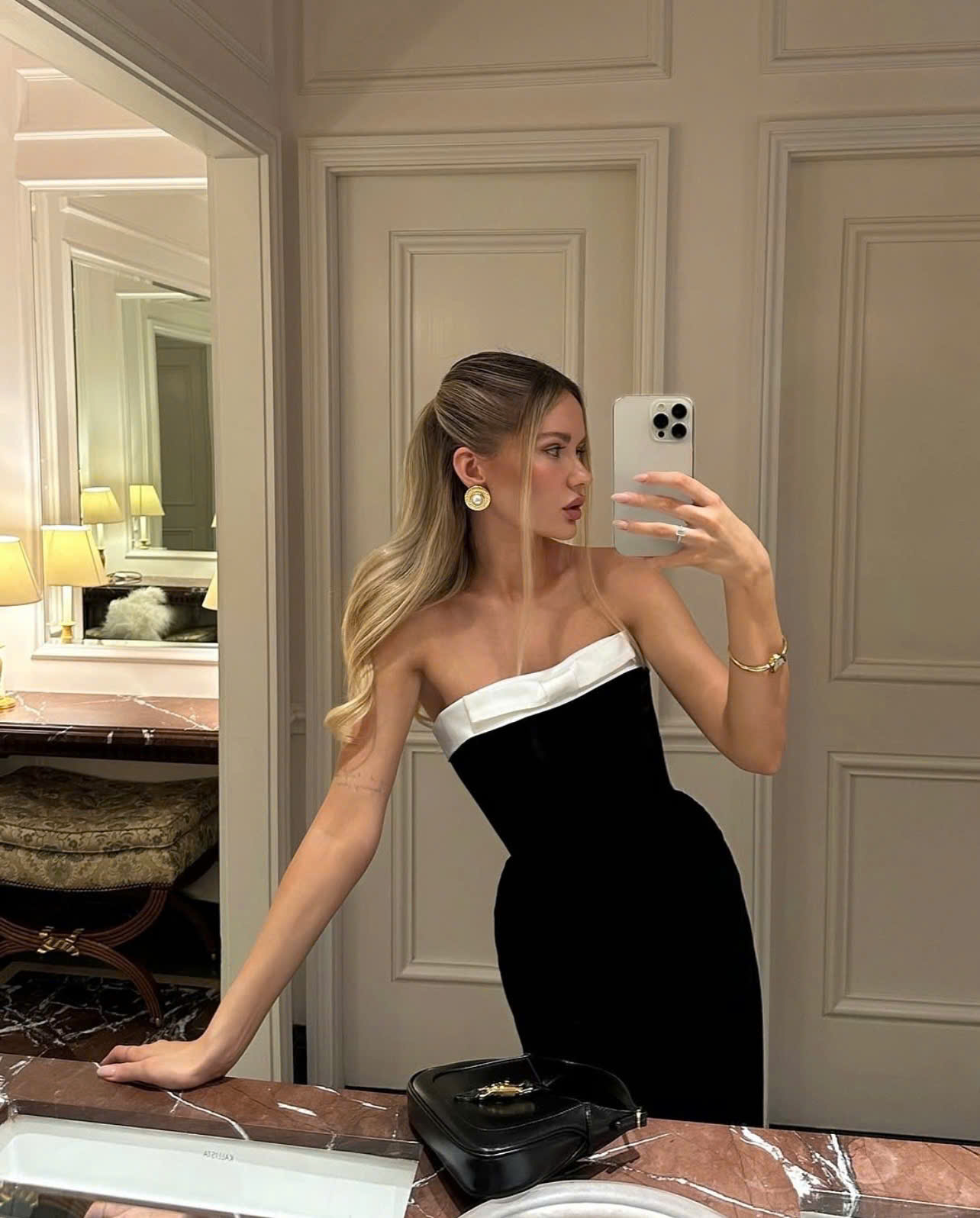 Đầm nơ ngực trắng_thumbnail_7