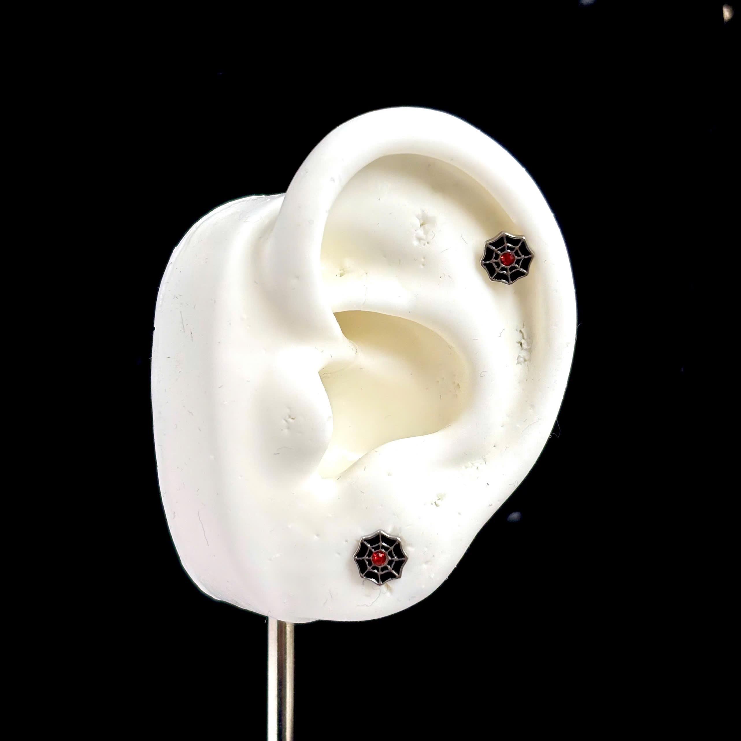 Khuyên kiểu đá đỏ mạng nhện dẹt_thumbnail_3