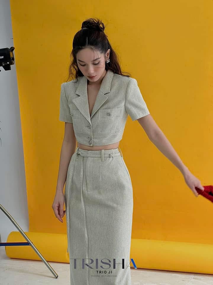 TRISHA Top_thumbnail_3