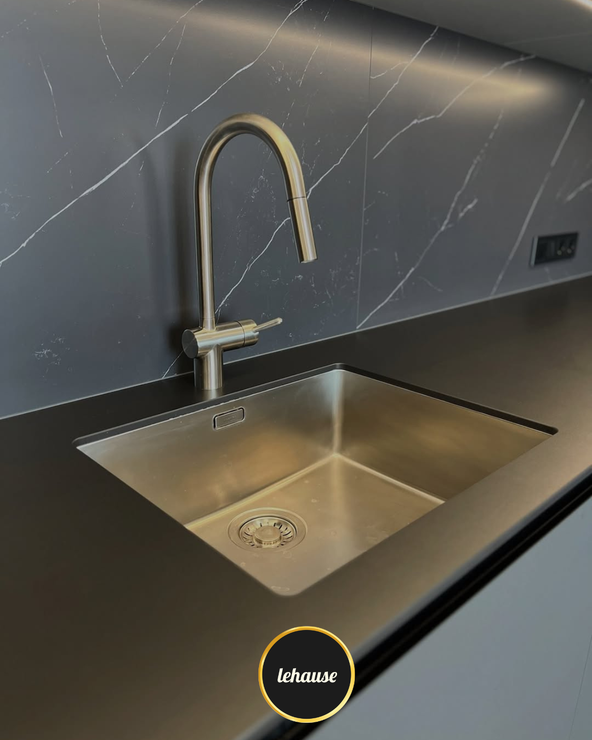 Mẫu bếp B1_thumbnail_5