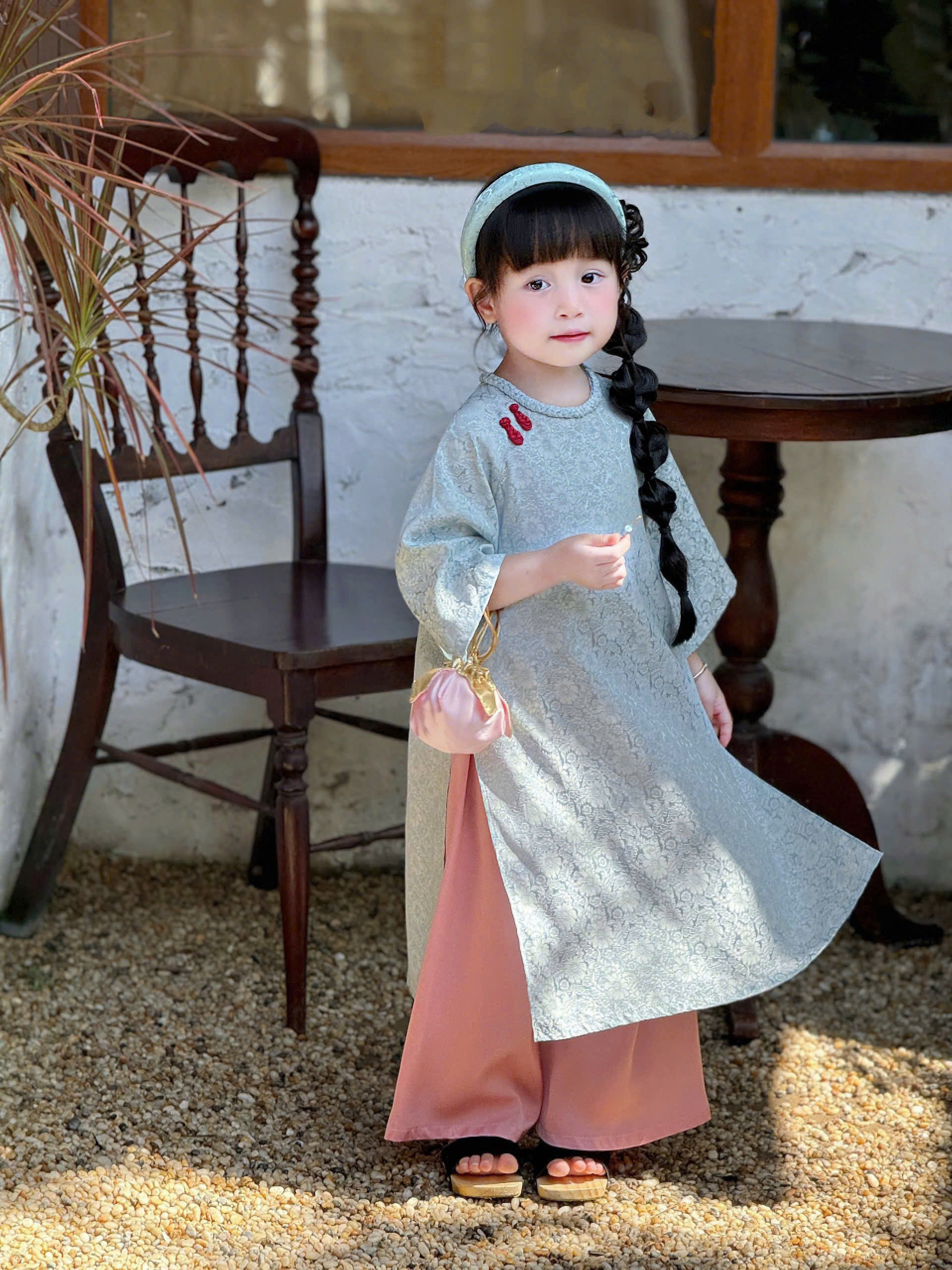 Set áo dài xanh bé gái_thumbnail_6