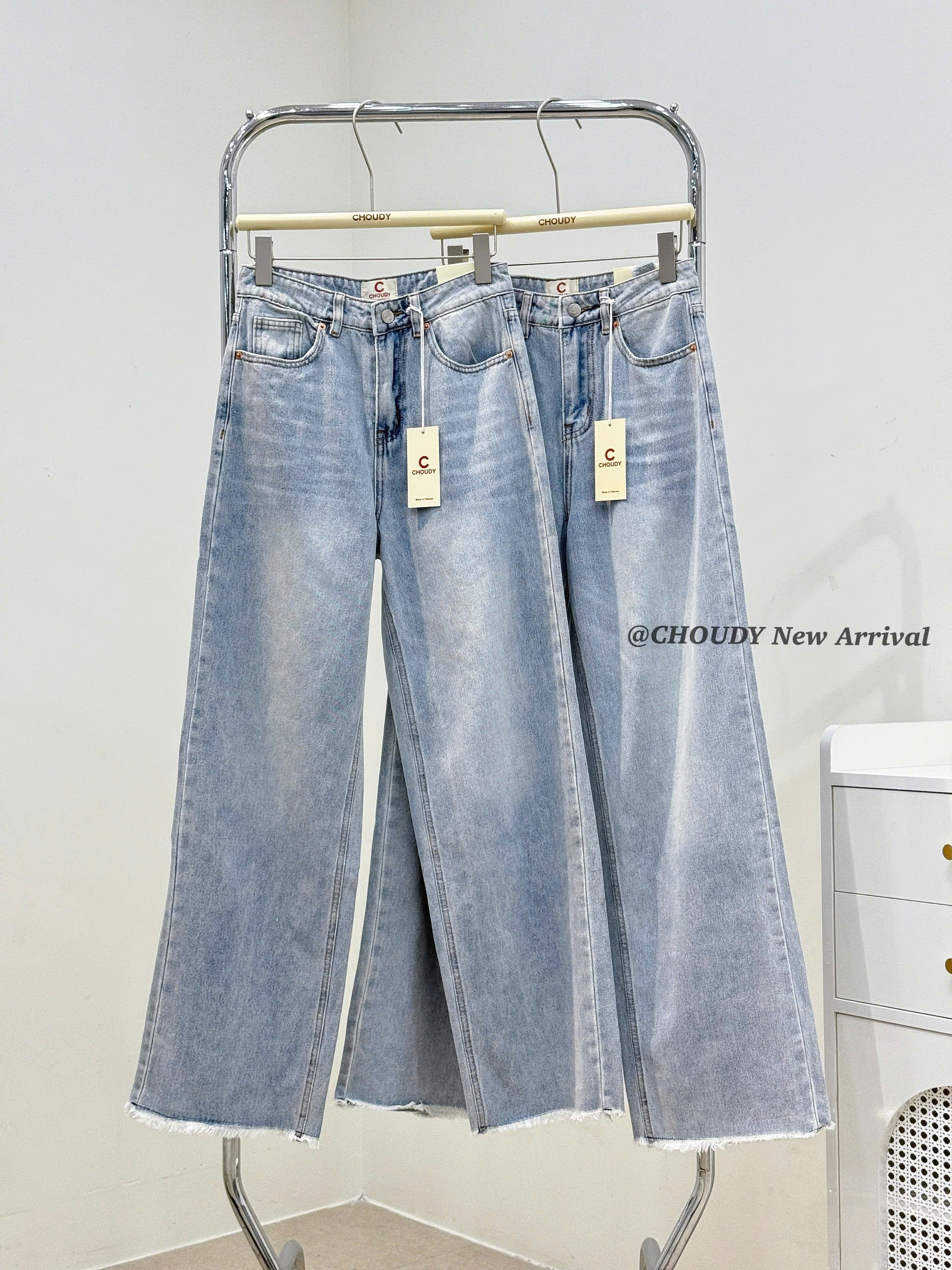 U692 QUẦN JEAN SUÔNG NHẠT_thumbnail_4