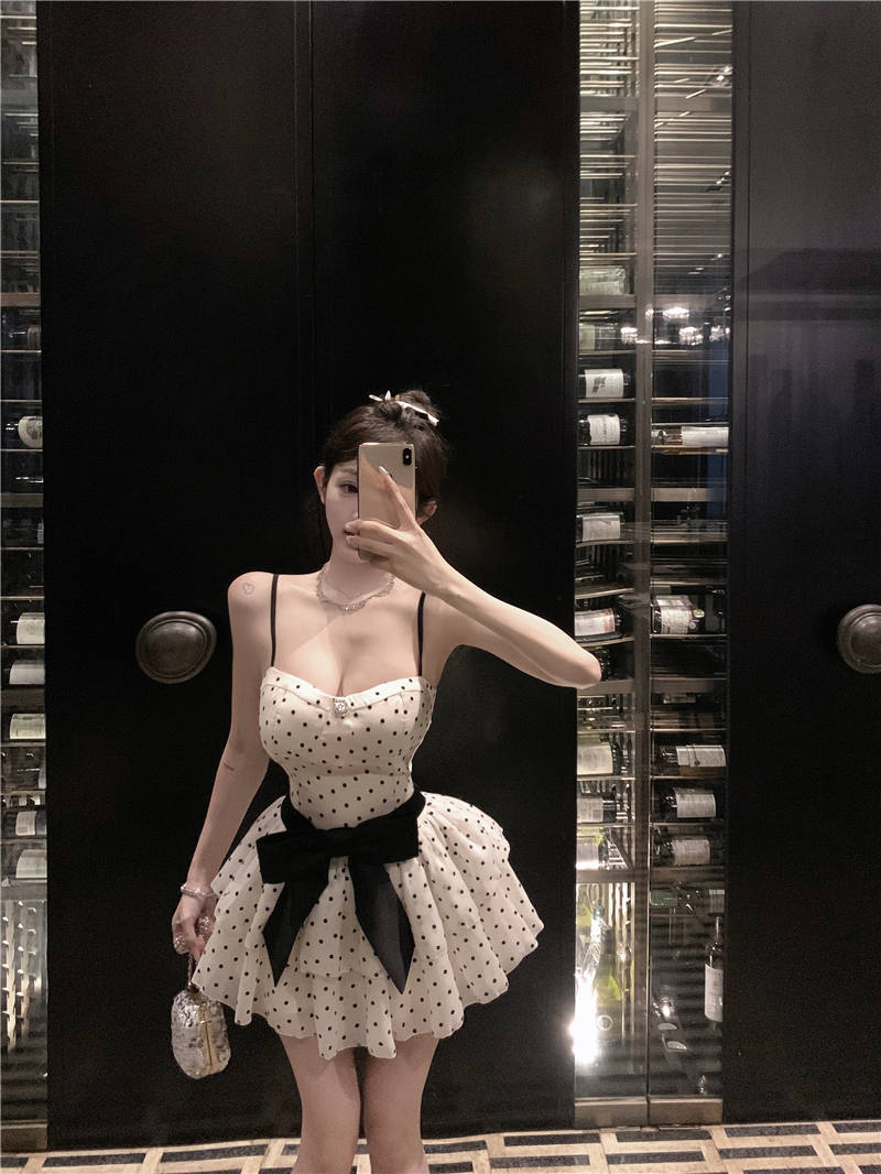 Váy Chấm Bi Nơ Đen Tiểu Thư_thumbnail_7