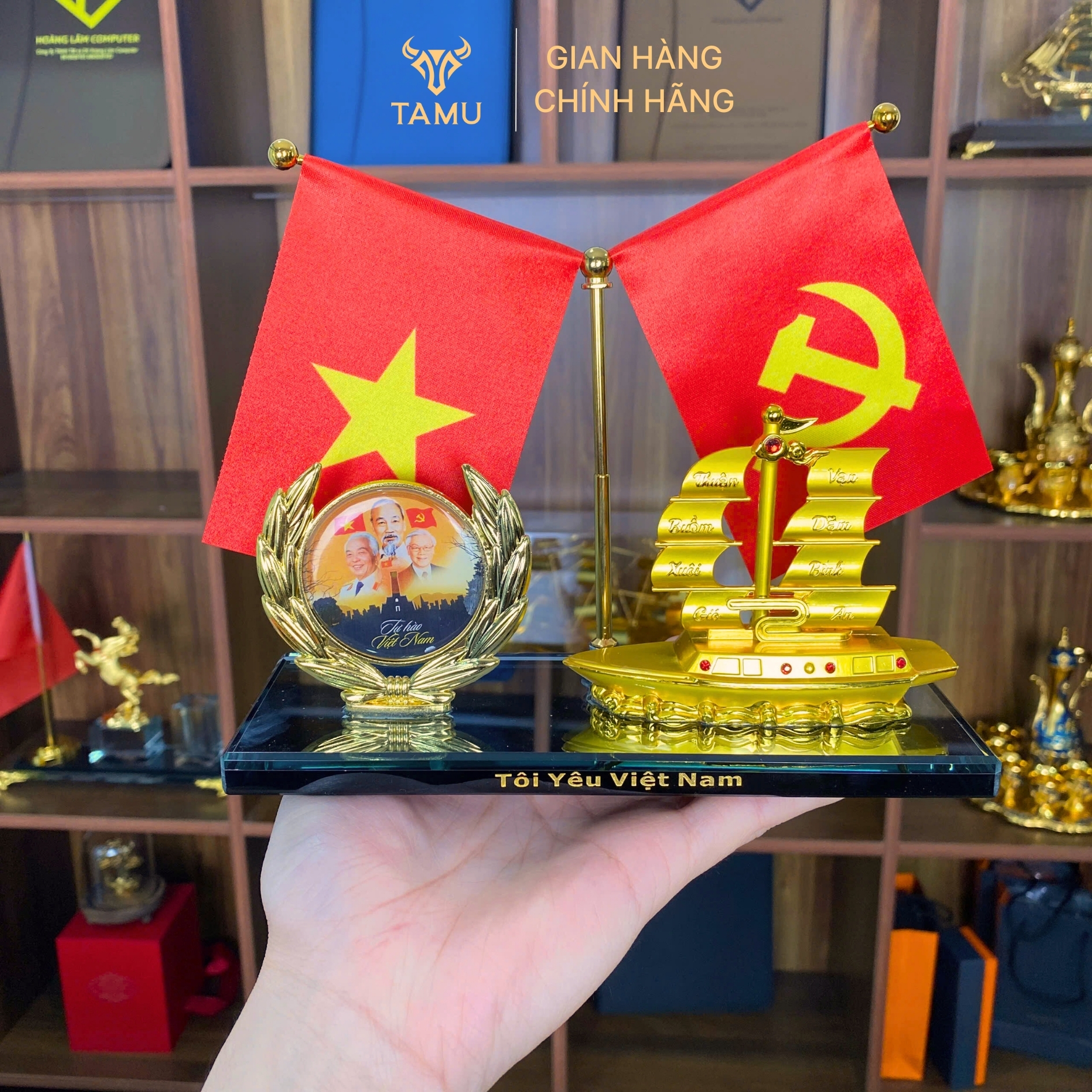 Mô Hình Thuyền Vàng Cờ Tổ Quốc Cờ Đảng_thumbnail_7