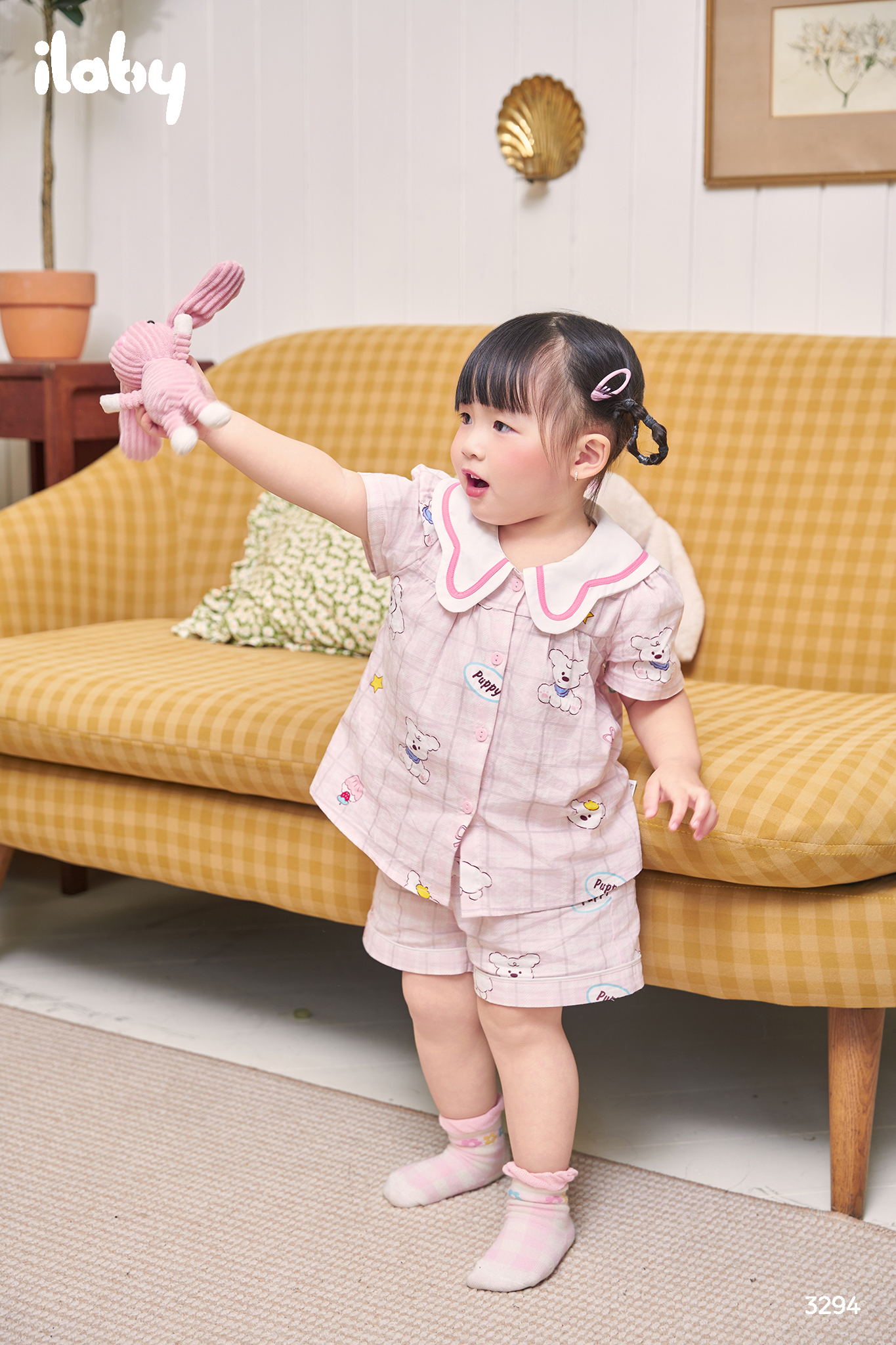 Bộ pyjama cổ cánh bướm phối màu