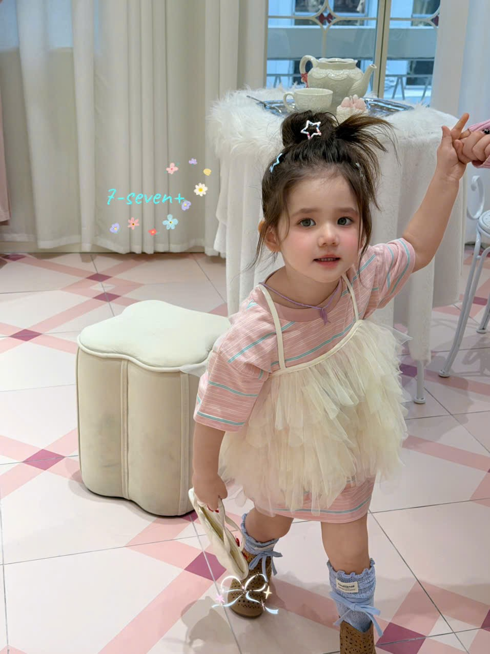 H187 - Set áo thun kẻ hồng mix 2 dây voan tầng màu hãng Seven