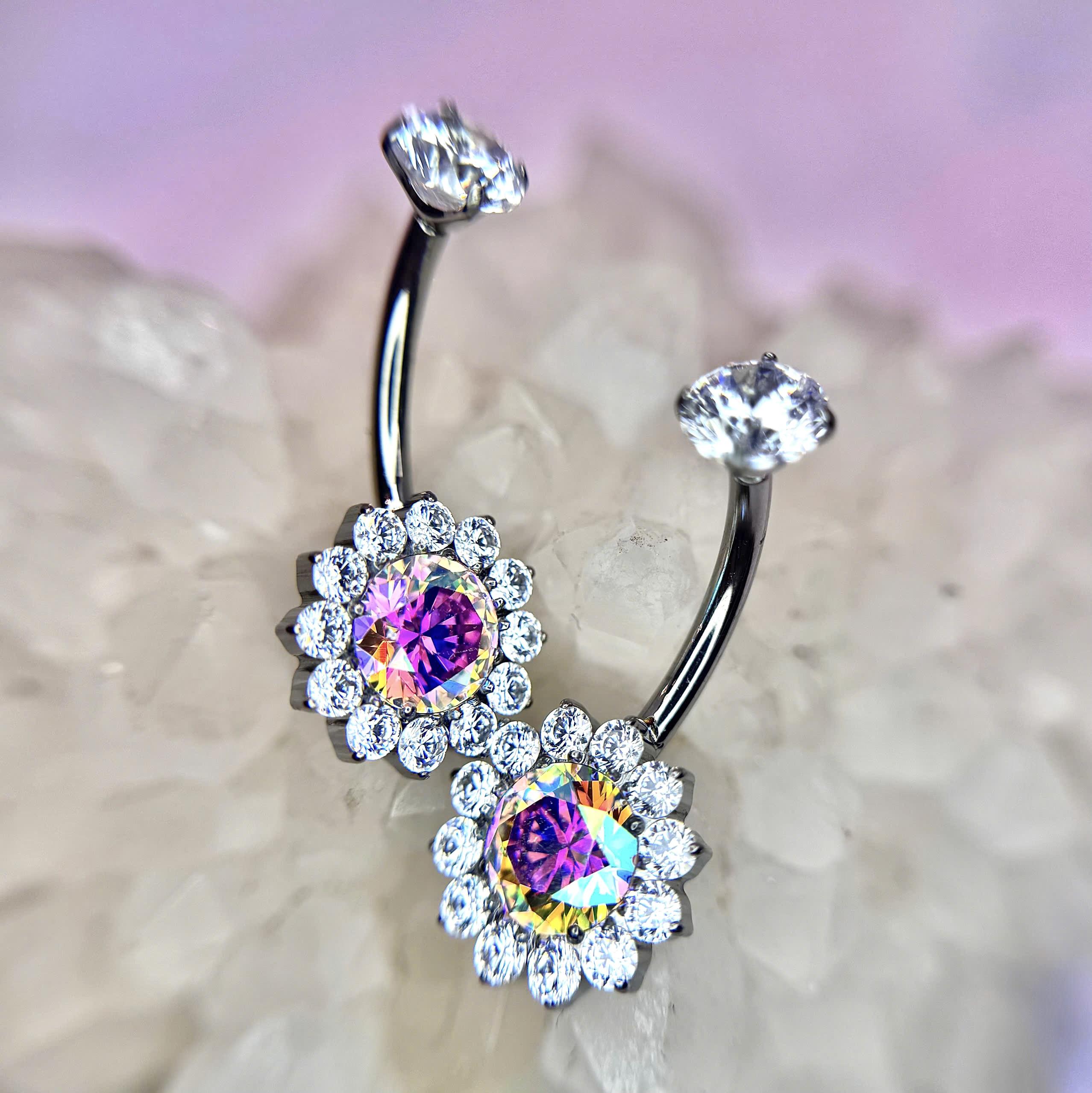 Rốn titan đá 7 màu viền kim cương