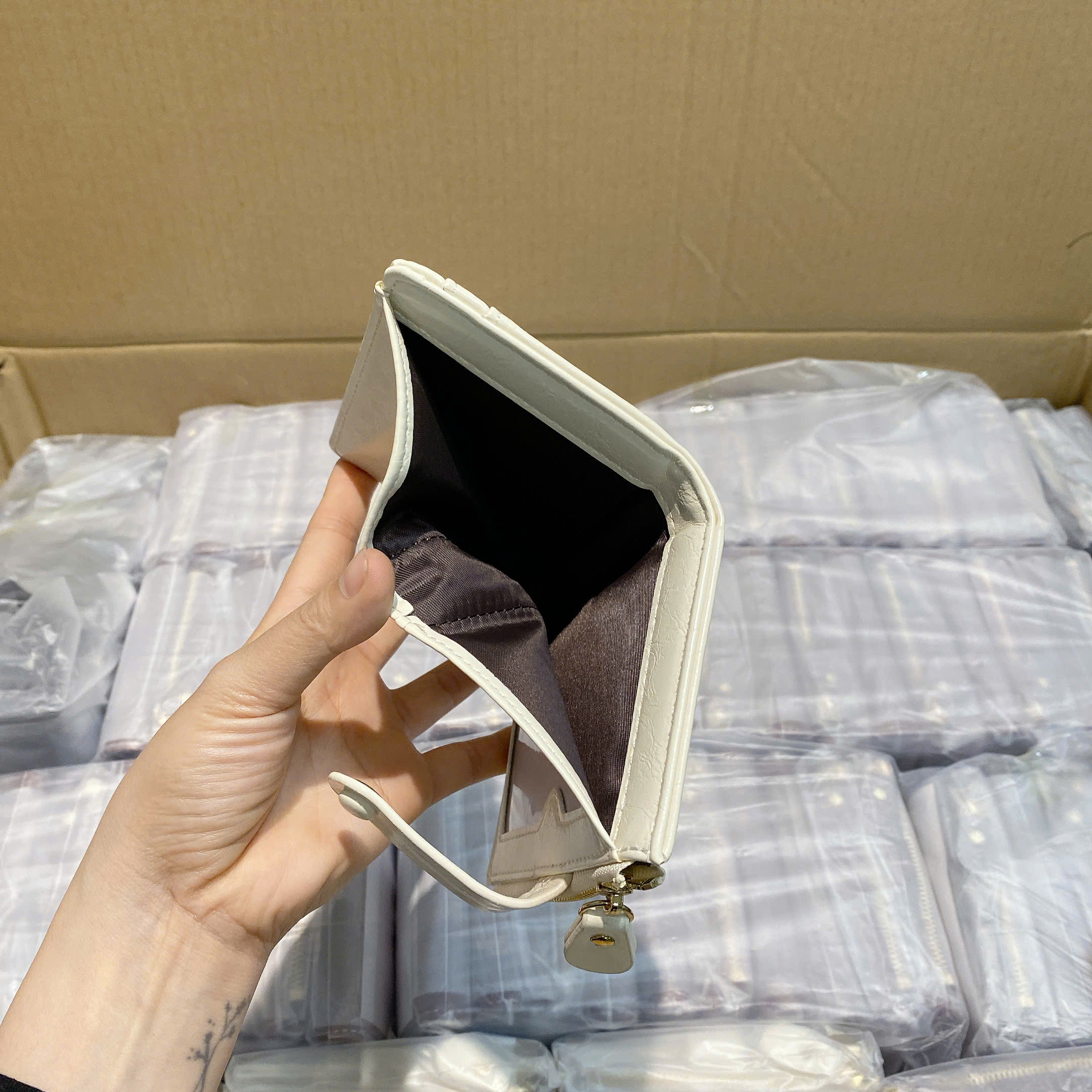 V1 VÍ 6 MÀU_thumbnail_17