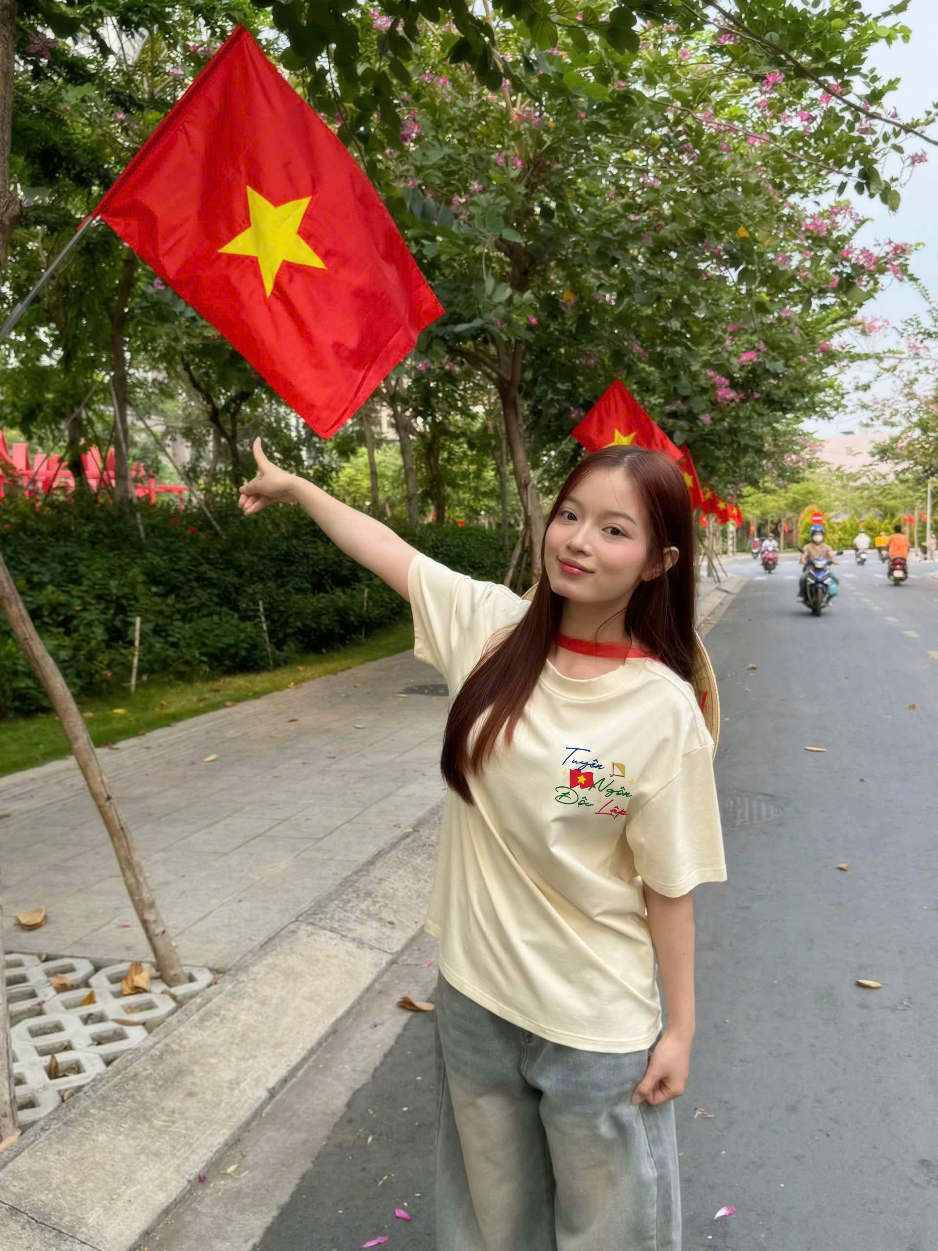 Áo thun Việt Nam form oversize ATD2445 Miucho vải cotton mềm mại thoáng mát cổ tròn in mix_thumbnail_5