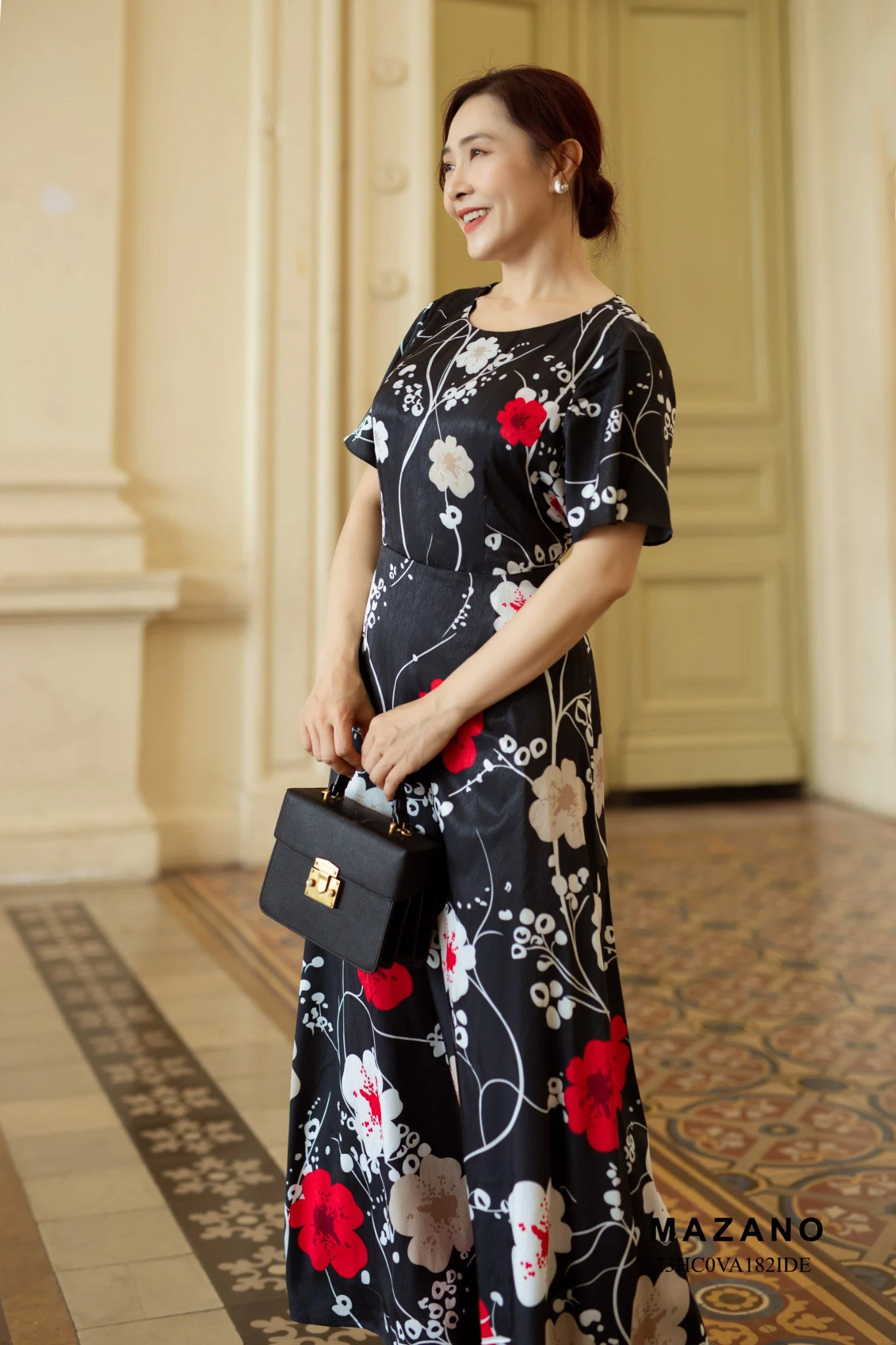 Đầm đen ôm chân rủ tiệc họa tiết hoa_thumbnail_4