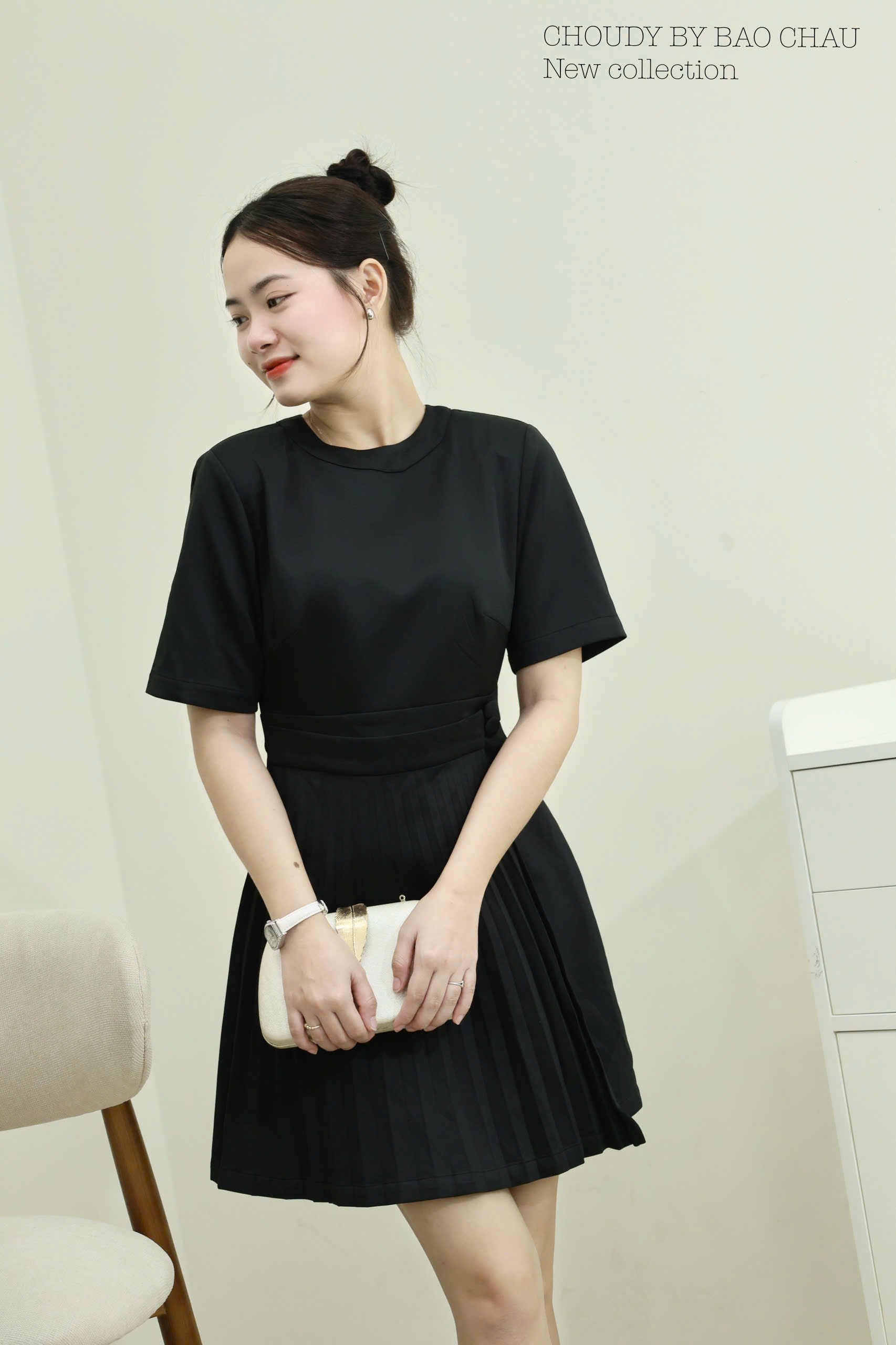 SALE D128 ĐẦM ĐEN XẾP LY_thumbnail_9