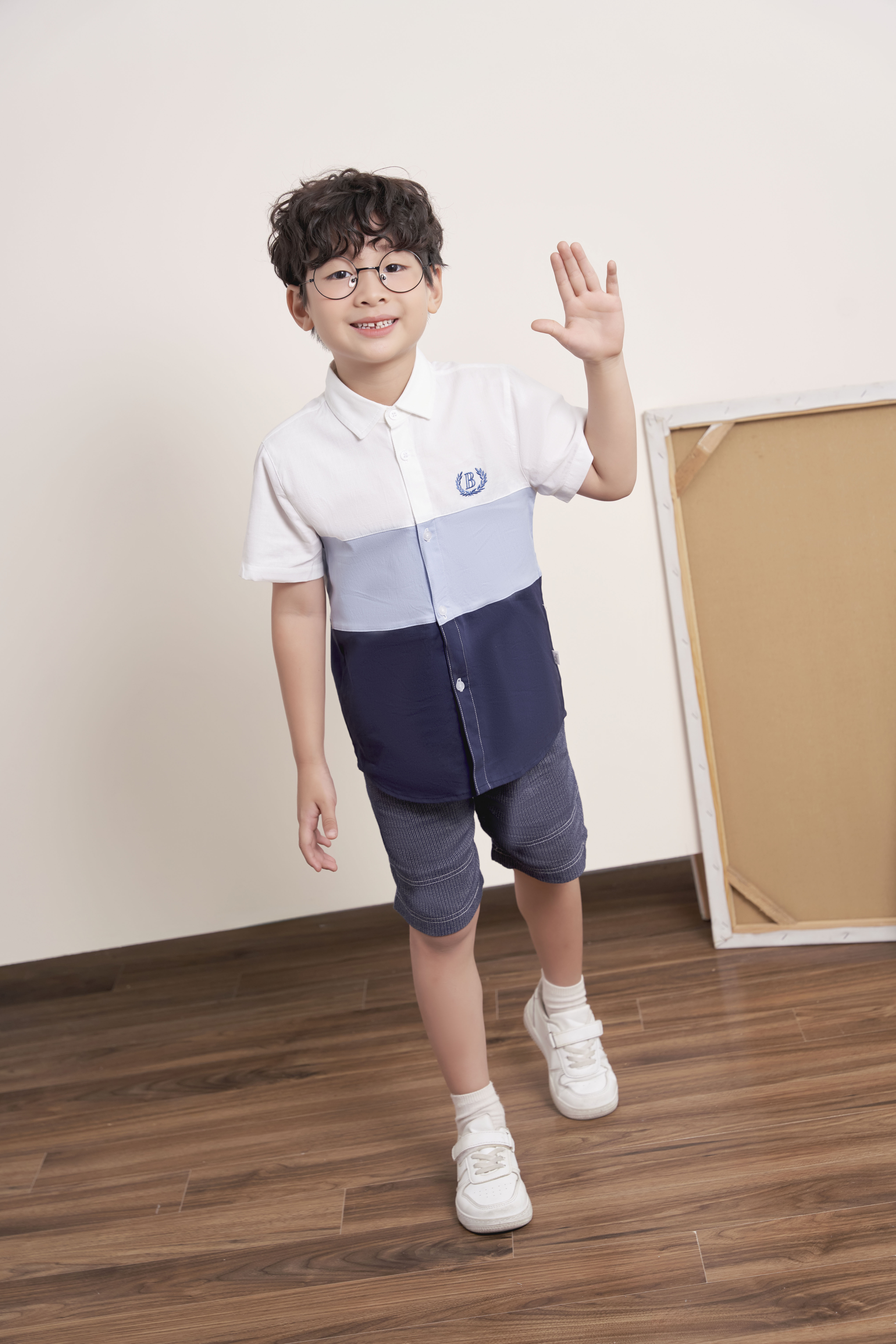 Áo sơ mi cộc tay phối ba màu_thumbnail_3