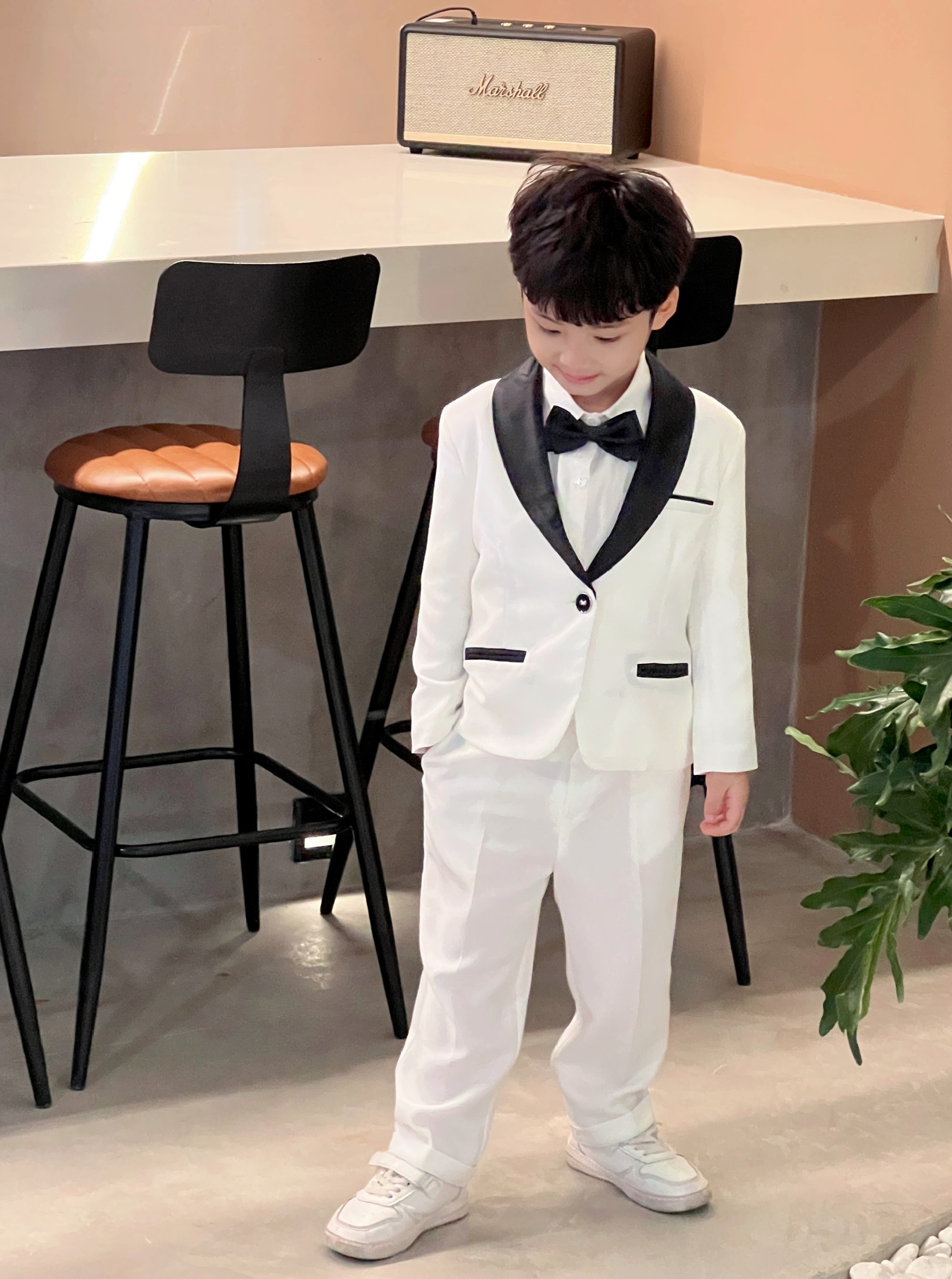 Bộ vest trắng bé trai_thumbnail_2