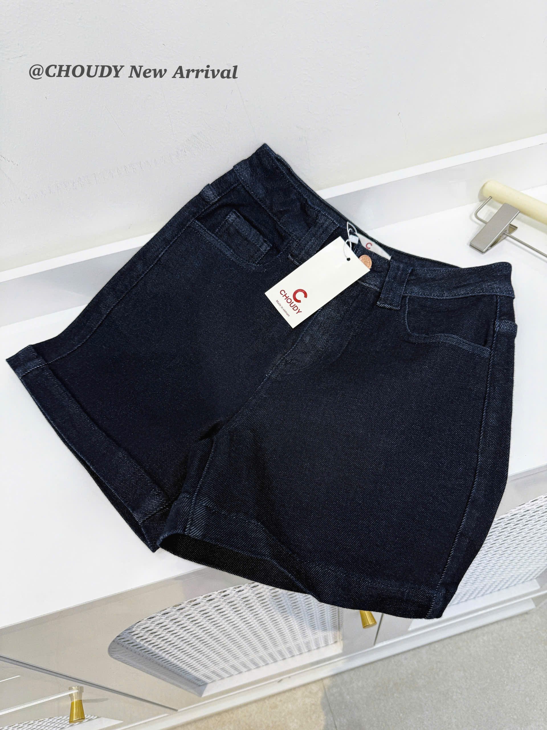 SALE U665 QUẦN SHORT JEAN_thumbnail_2