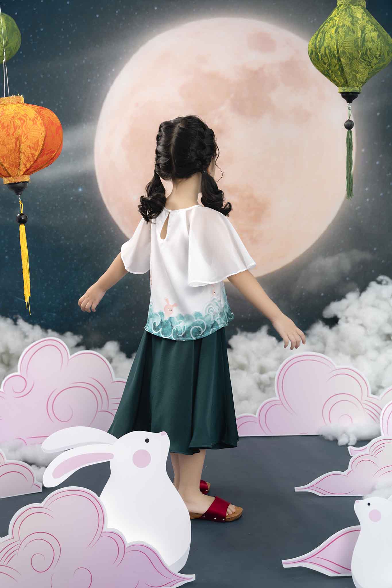 Set áo in vân mây kèm chân váy_thumbnail_1