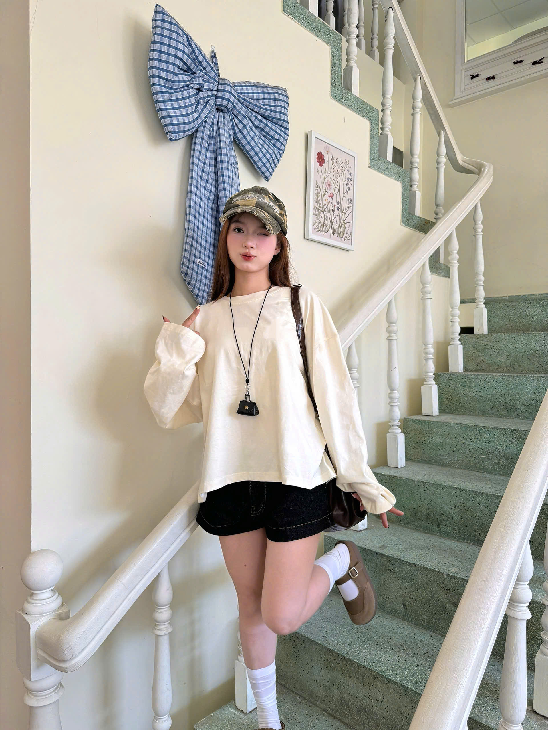 Áo thun nữ tay dài form boxy Miucho cotton 2 chiều thoáng mát kiểu Hàn Quốc local brand AT00053_thumbnail_5