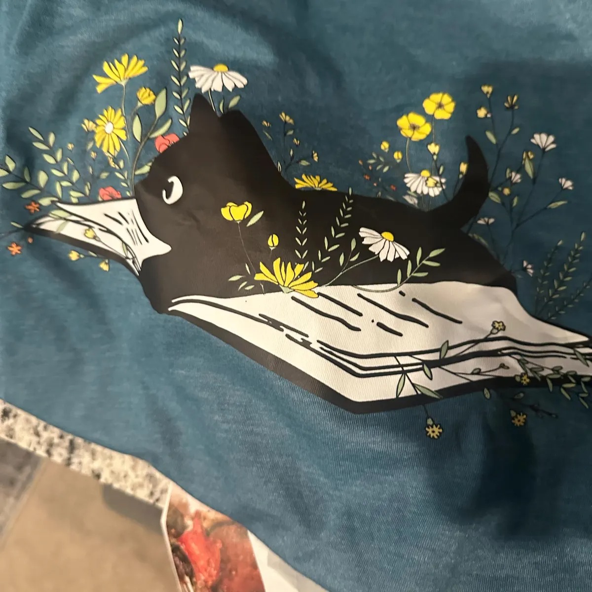 Bookish Cat Sweatshirt, Floral Cat Reader Crewneck, Library Lover Gift_thumbnail_7