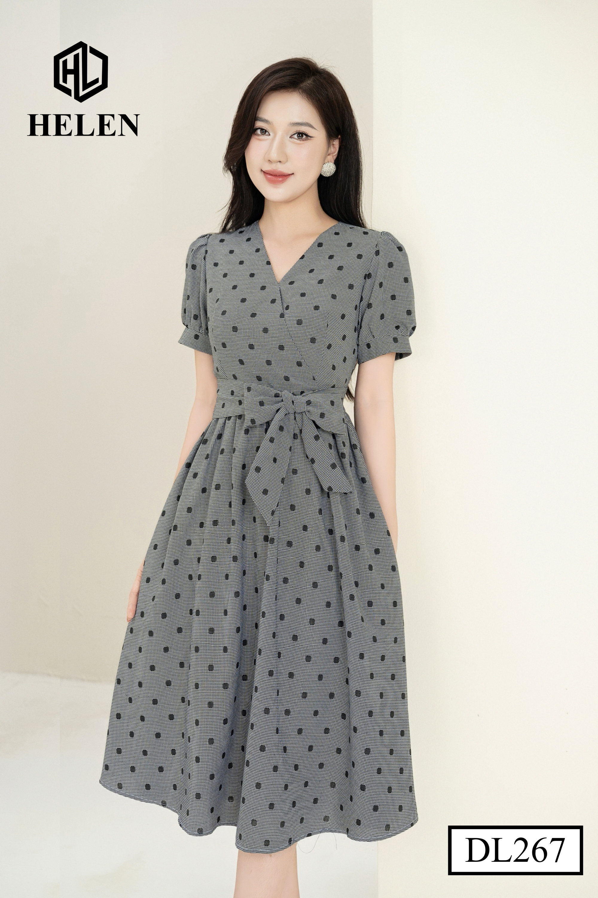 Đầm xòe chấm bi đen thắt nơ eo DL267