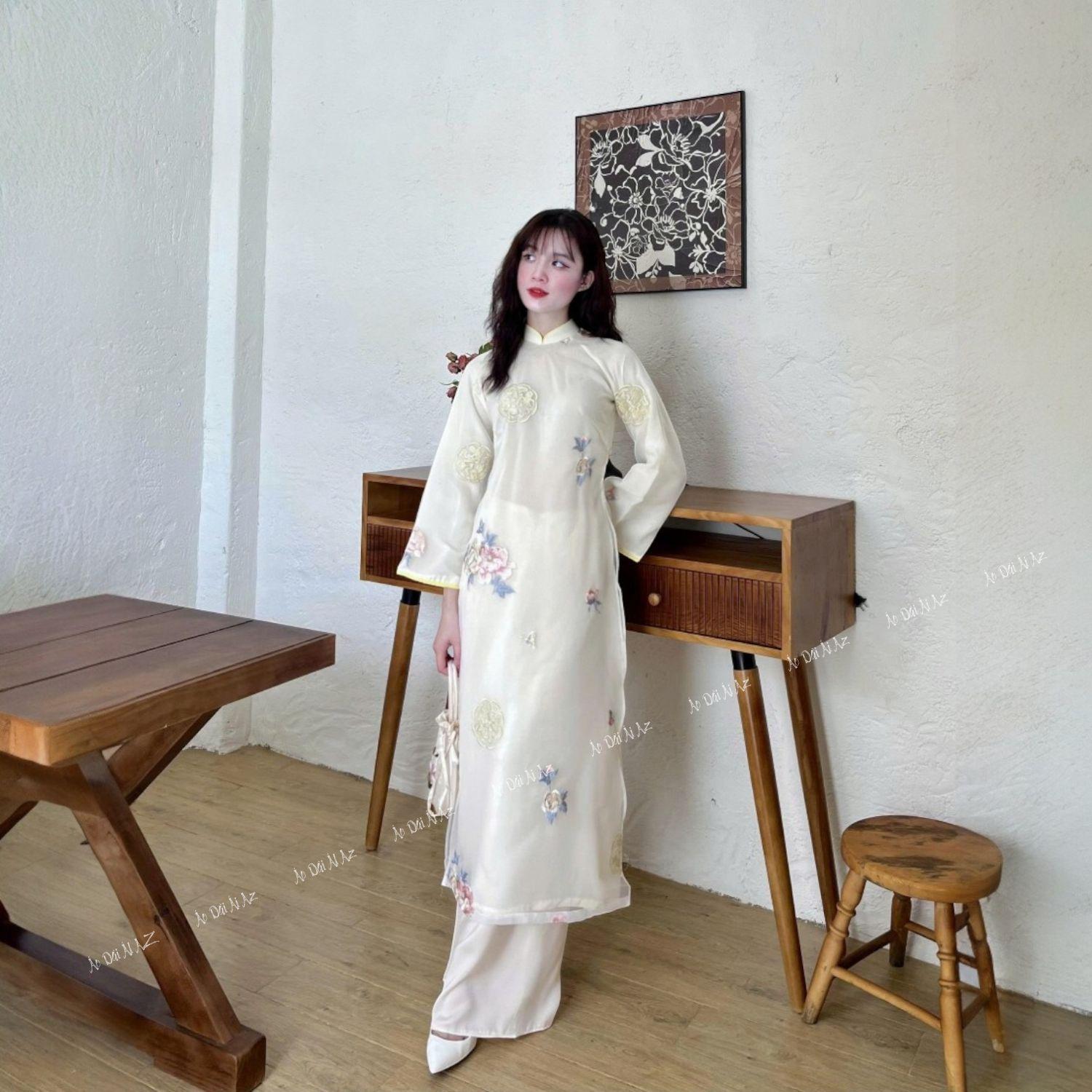 Áo Dài Nữ Cách Tân Dáng Suông Voan 4 Tà Tay Dài Mặc Tết AT04_thumbnail_1