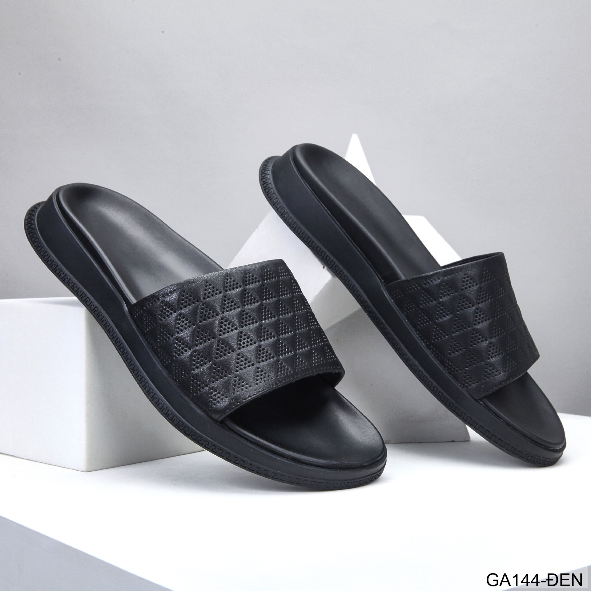 GA144 - Dép nam da thật đế cao su thoáng khí, kiểu dáng thời trang dễ phối đồ màu đen