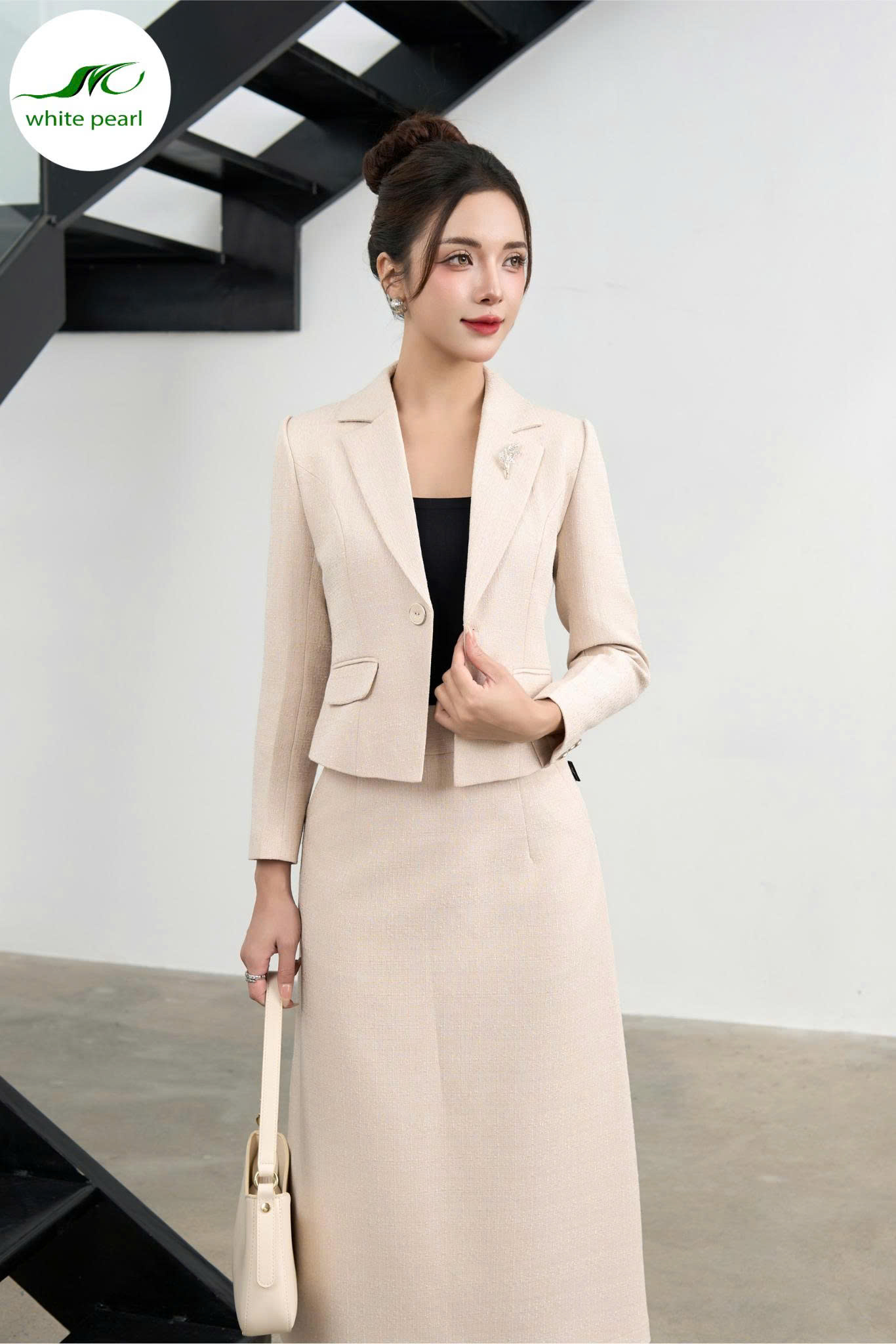 Áo vét dạ cổ K / Chân váy thời trang ôm A Thời Trang Công Sở White Pearl_thumbnail_2