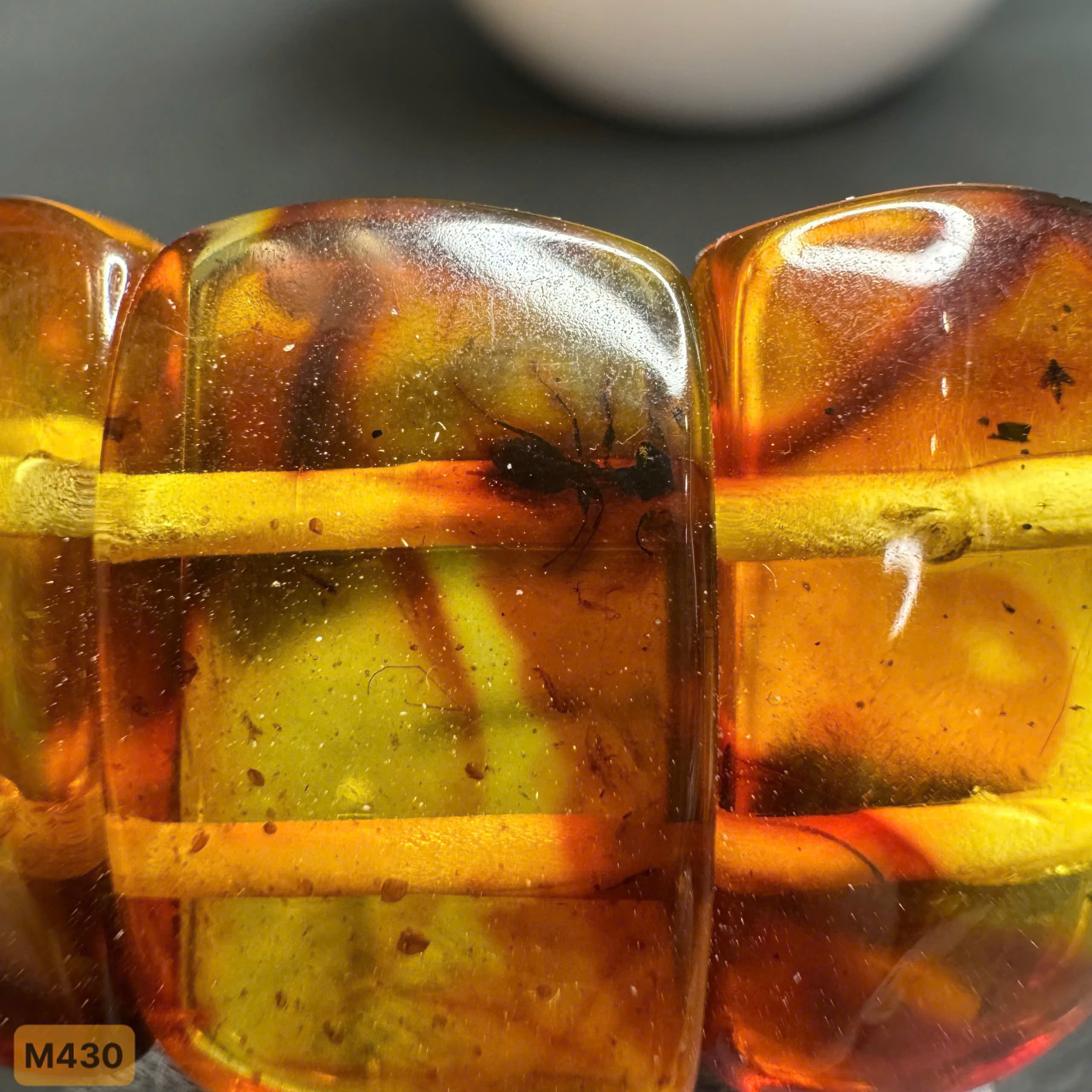 Lắc Bản Côn Trùng Ánh Huyết - M430_thumbnail_3