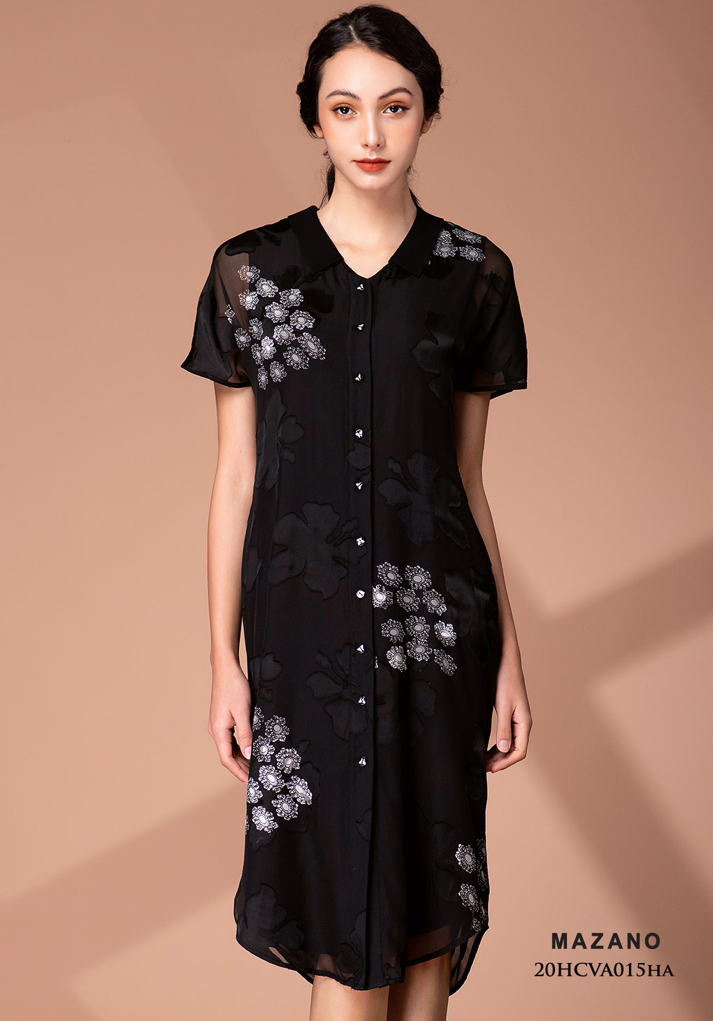 Đầm đen giả sơ mi họa tiết_thumbnail_0