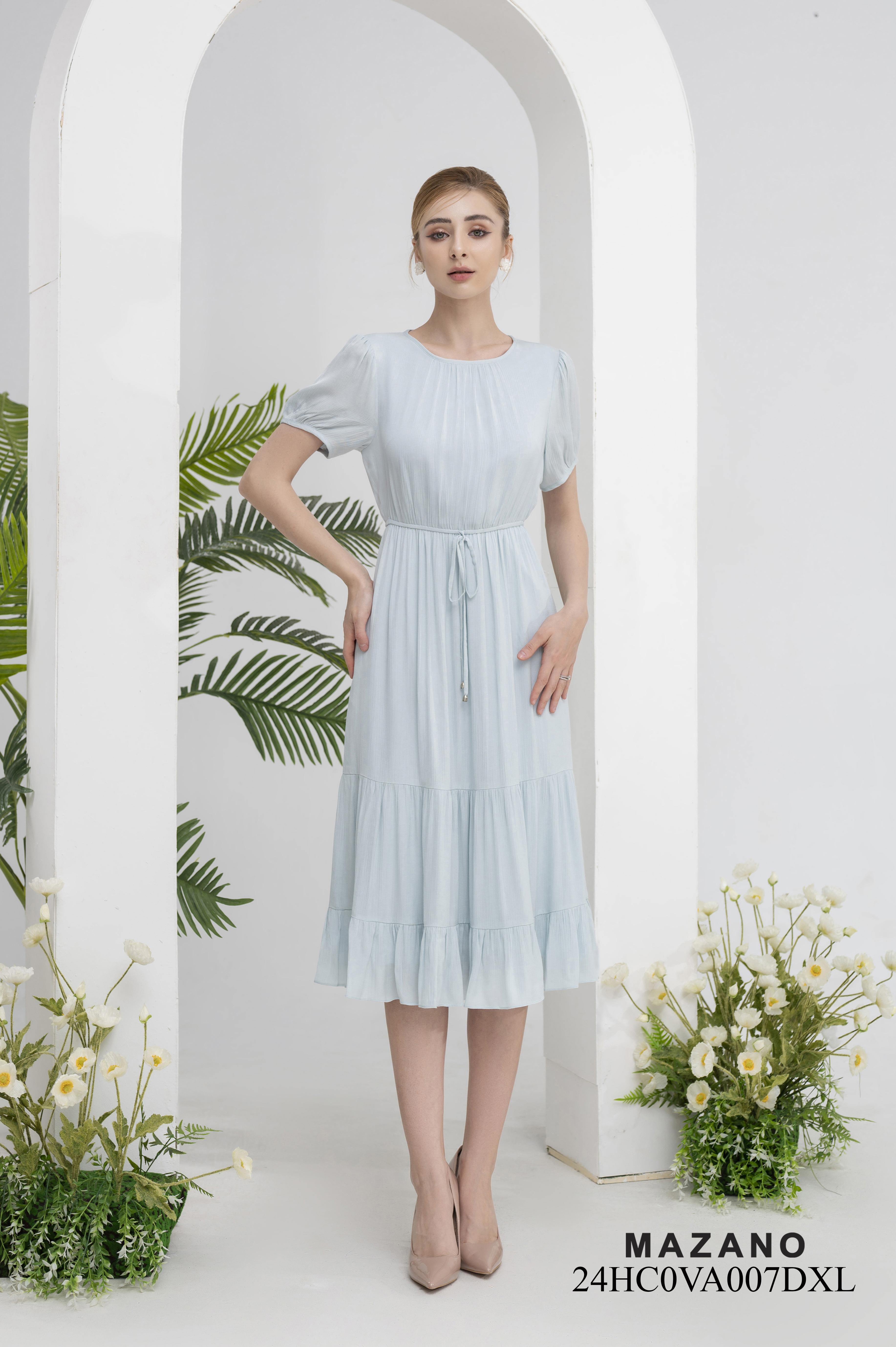 Đầm dạo phố xanh pastel eo chun chân rủ tầng