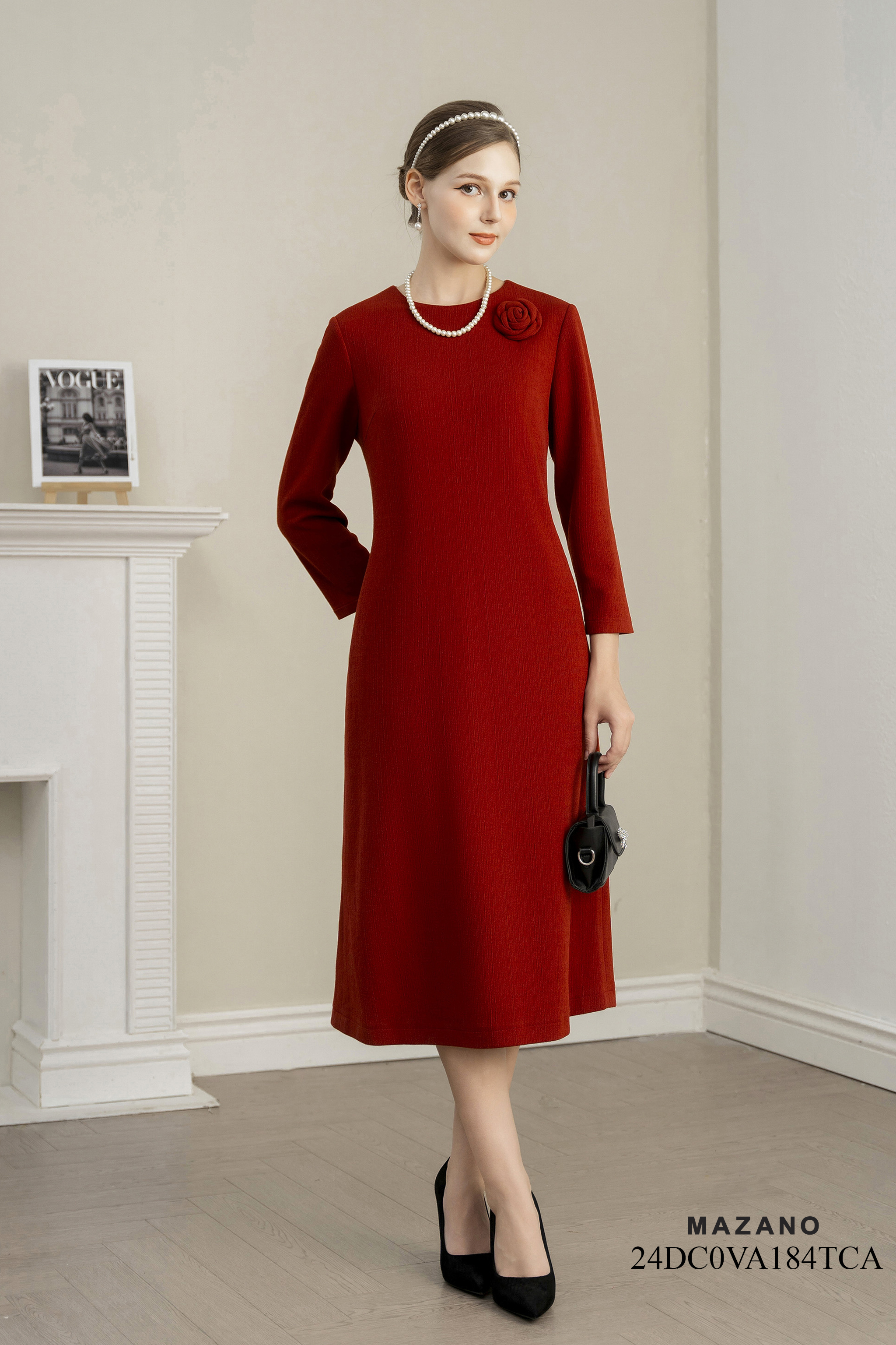 Váy Đầm Suông Vải dạ len Đính hoa thủ công Cổ tròn Tay dài Dài ngang bắp chân