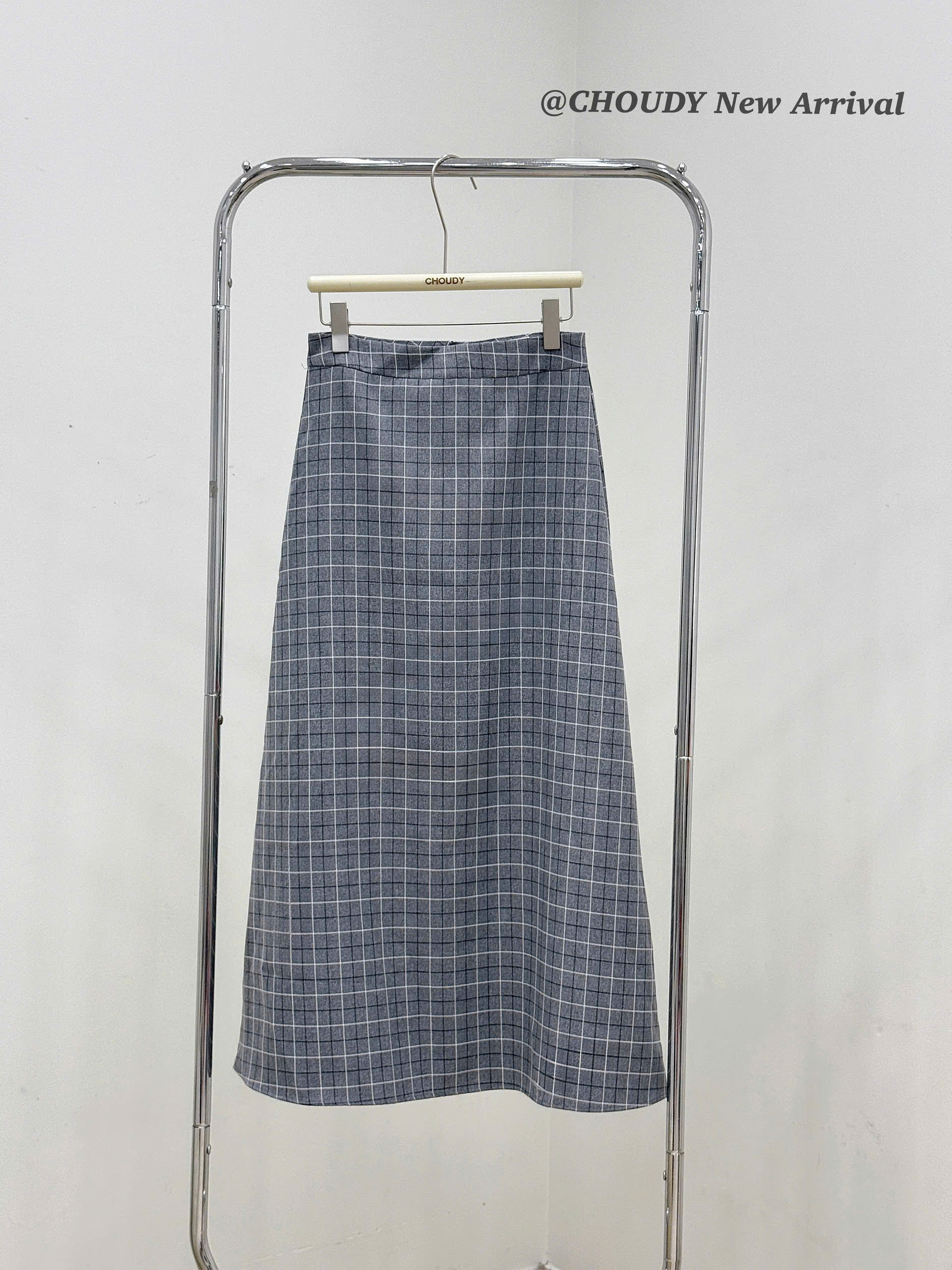 C87 CHÂN VÁY XÁM_thumbnail_1