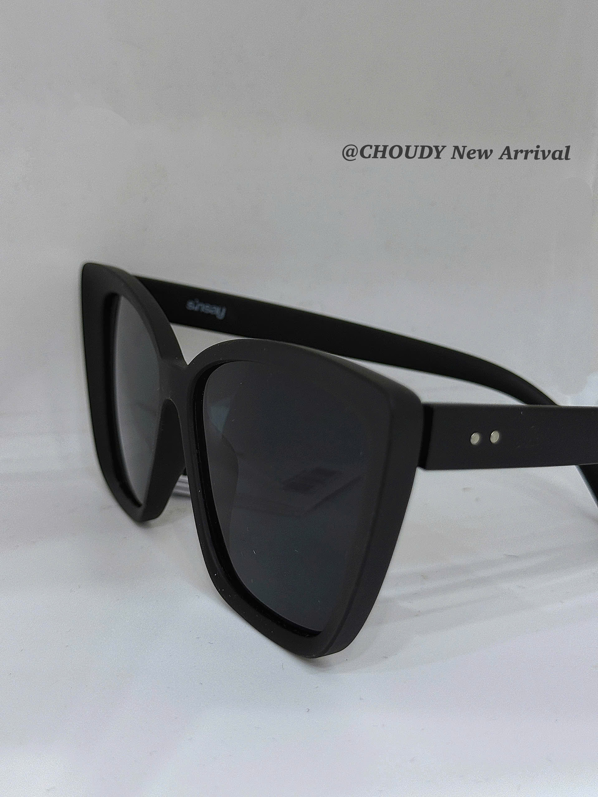 SALE M24 MẮT KÍNH ĐEN_thumbnail_2