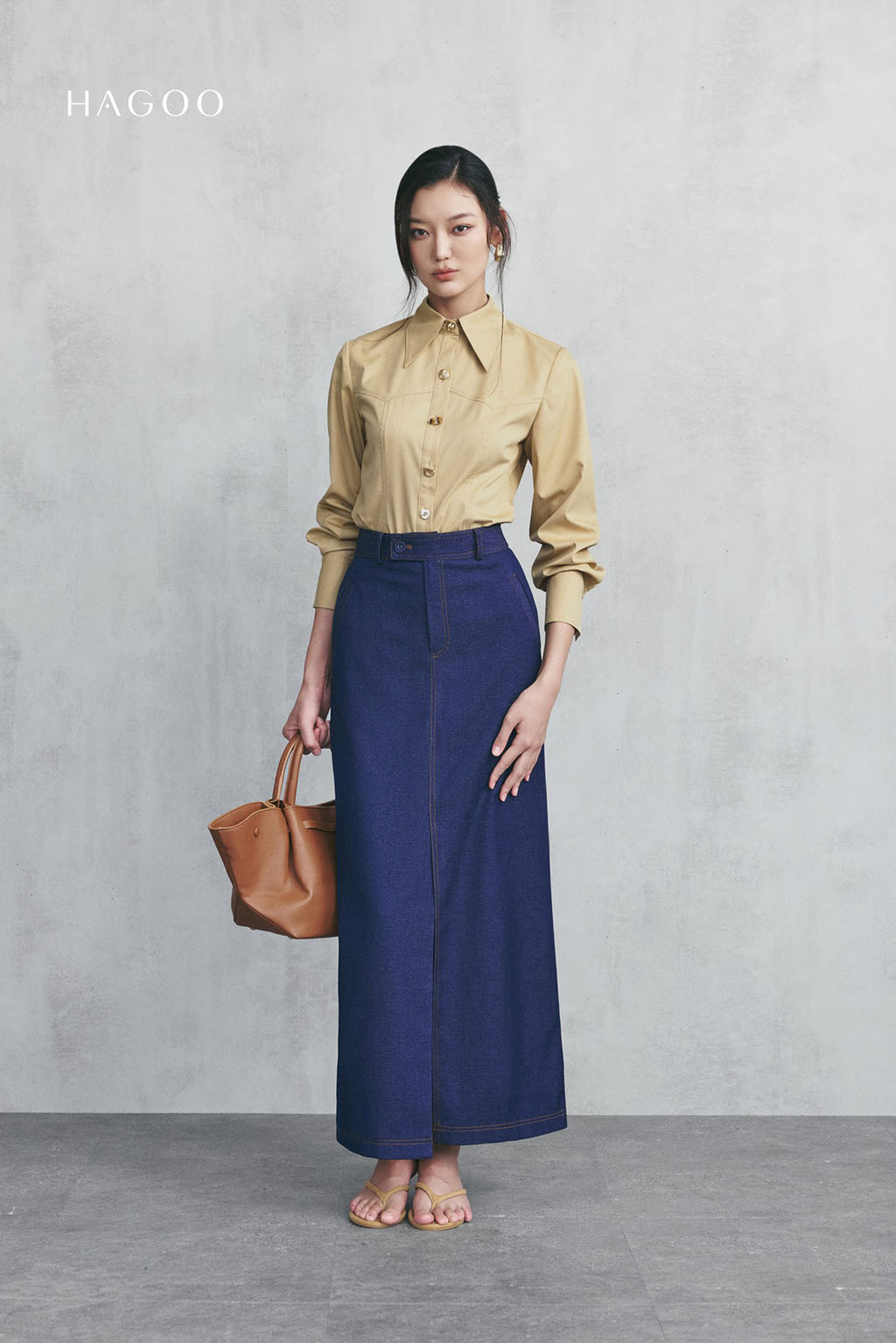 Chân váy Denim suông cạp bản to HAGOO_thumbnail_1