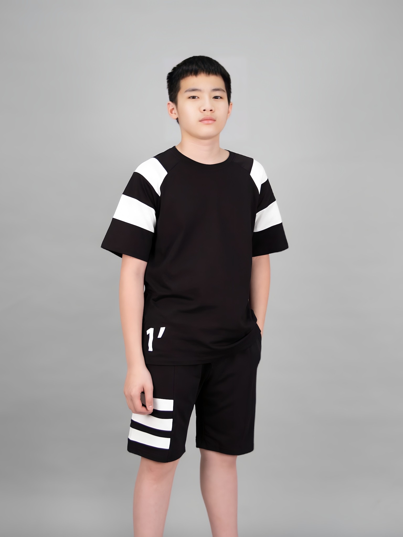 Áo phông đen phối trắng tay in 1'_thumbnail_3