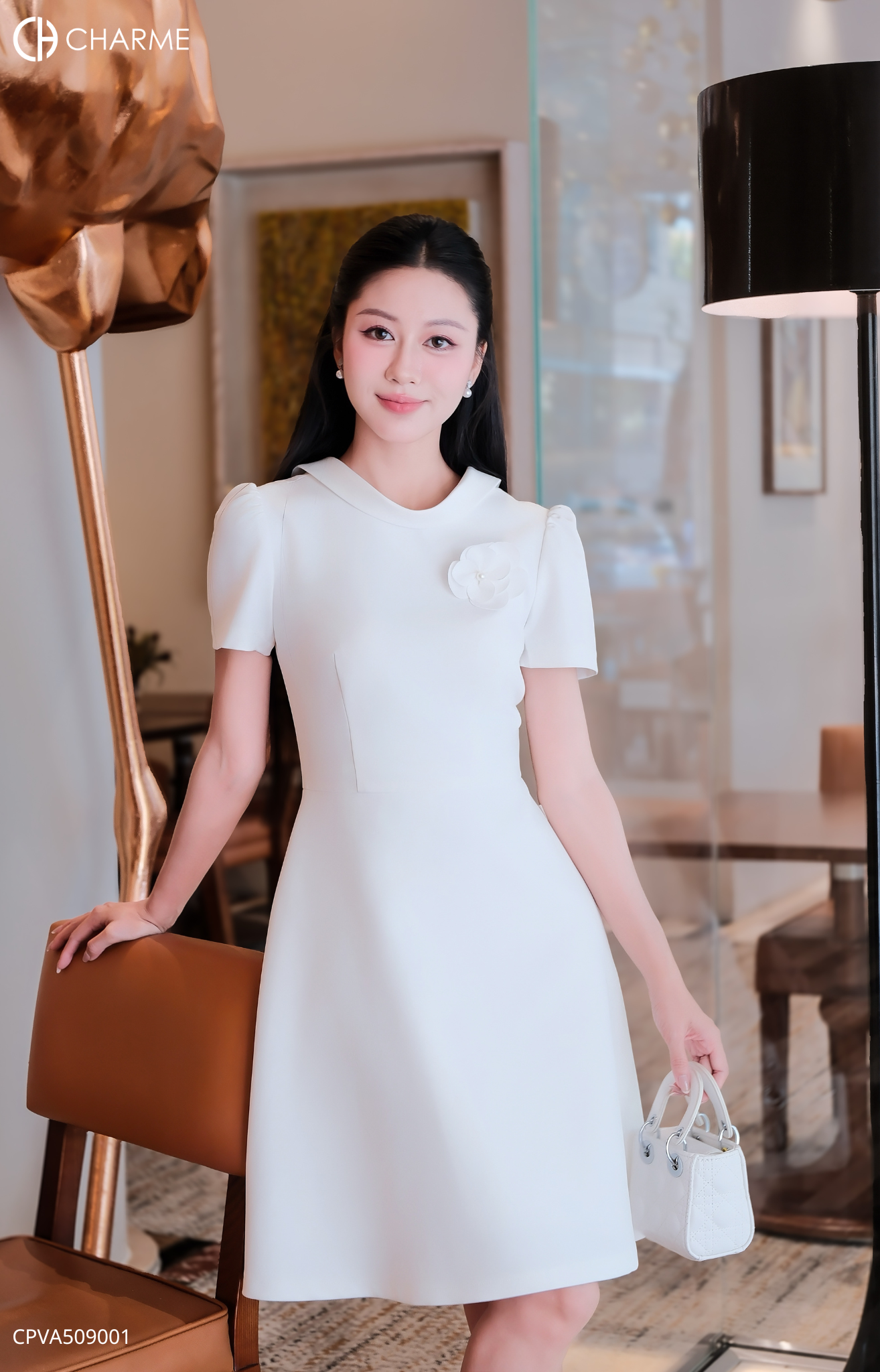 Váy cổ kiểu hoa ngực_thumbnail_4