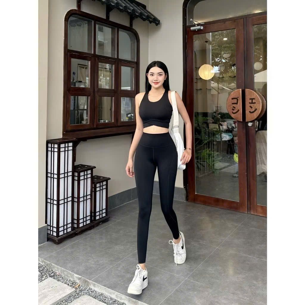 Bộ Đồ Thể Thao Dài Cạp Chéo Ôm Body