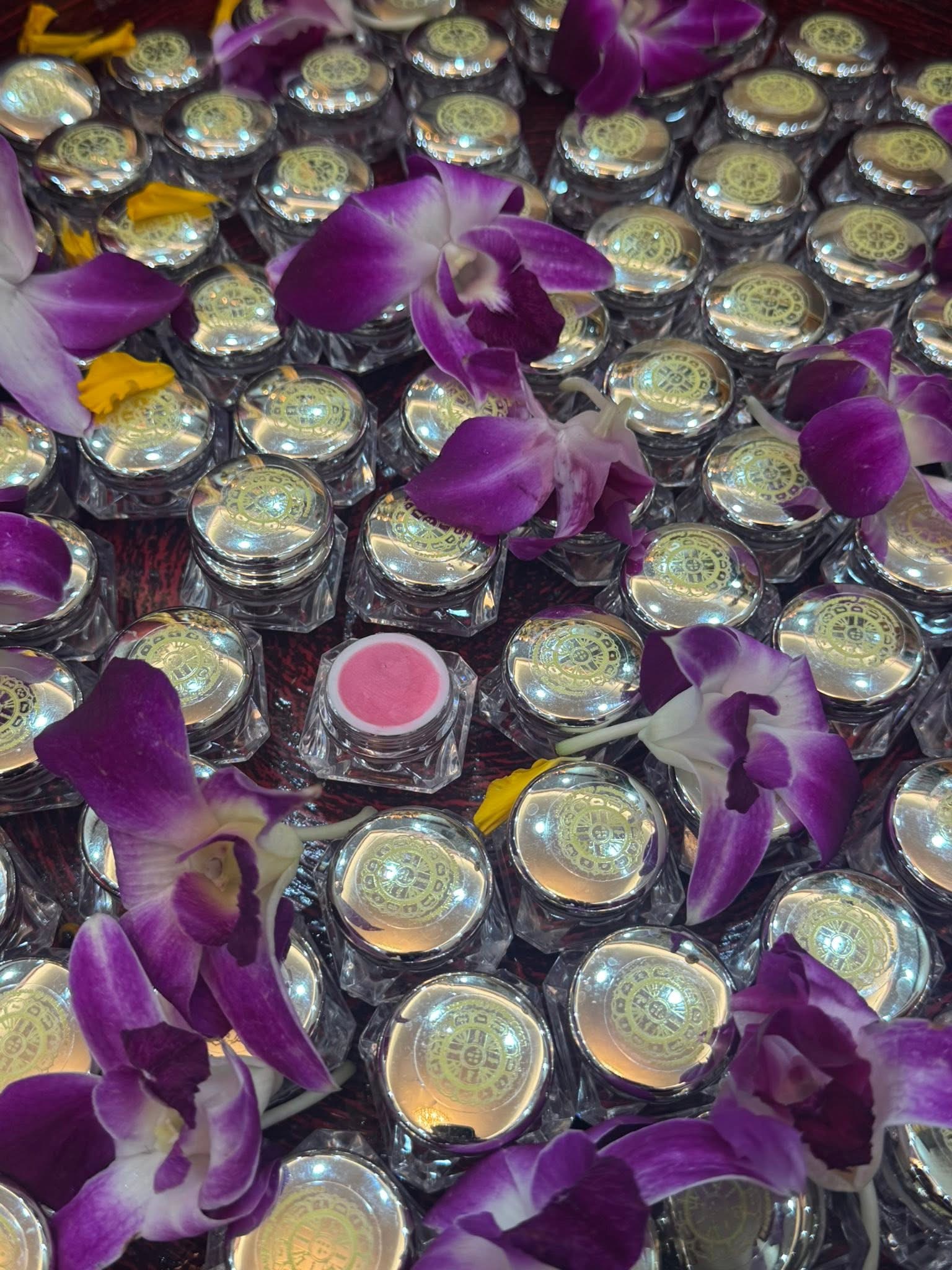 Sáp ong Kuai Mak - LP Somboon