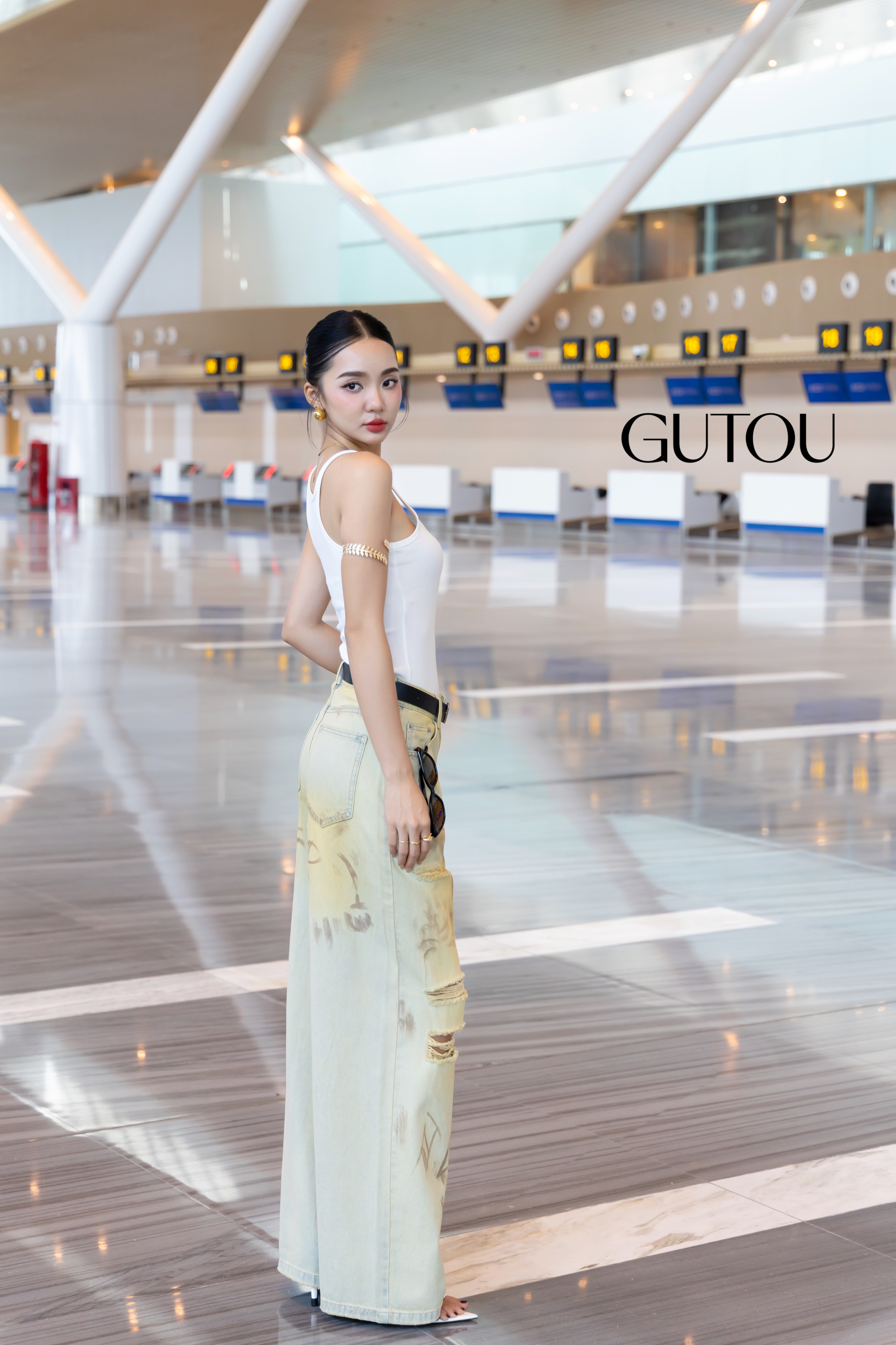 [ GUTOU ] Quần Jean Suông Rách Gối Street Style_thumbnail_3