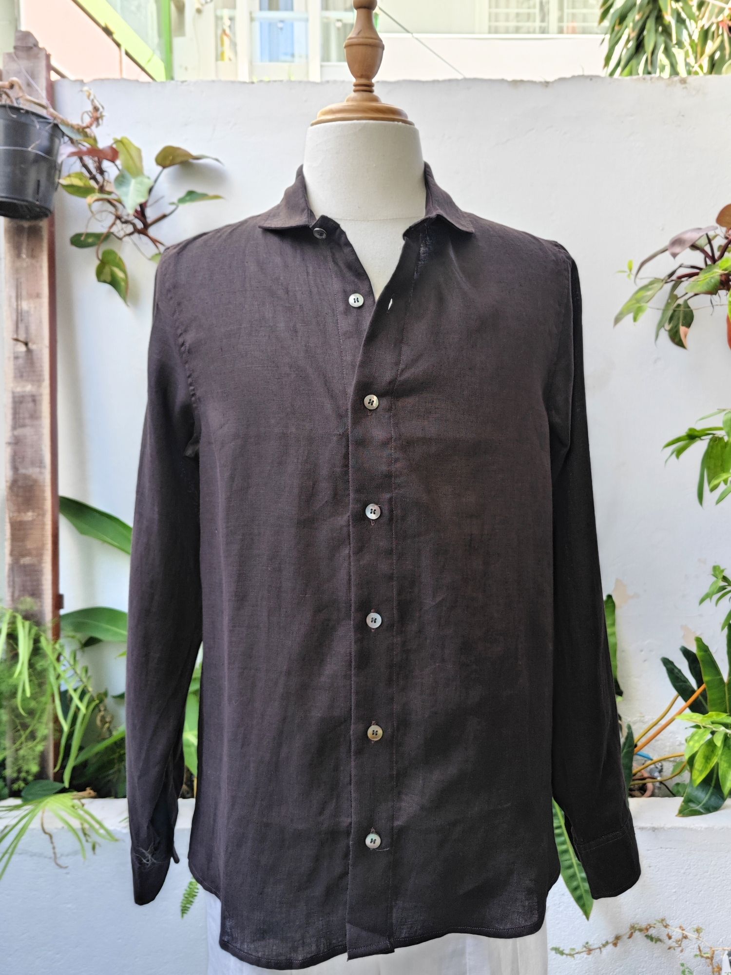 Sơ mi 100% linen tay dài cổ kiểu Ý