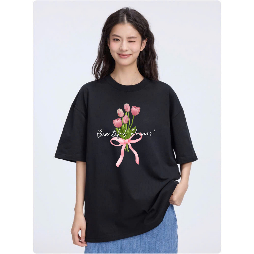 Áo phông nữ form rộng in hình nơ và hoa nữ tính local brand 𝐖𝐞 𝐓𝐞𝐞 - T013_thumbnail_4