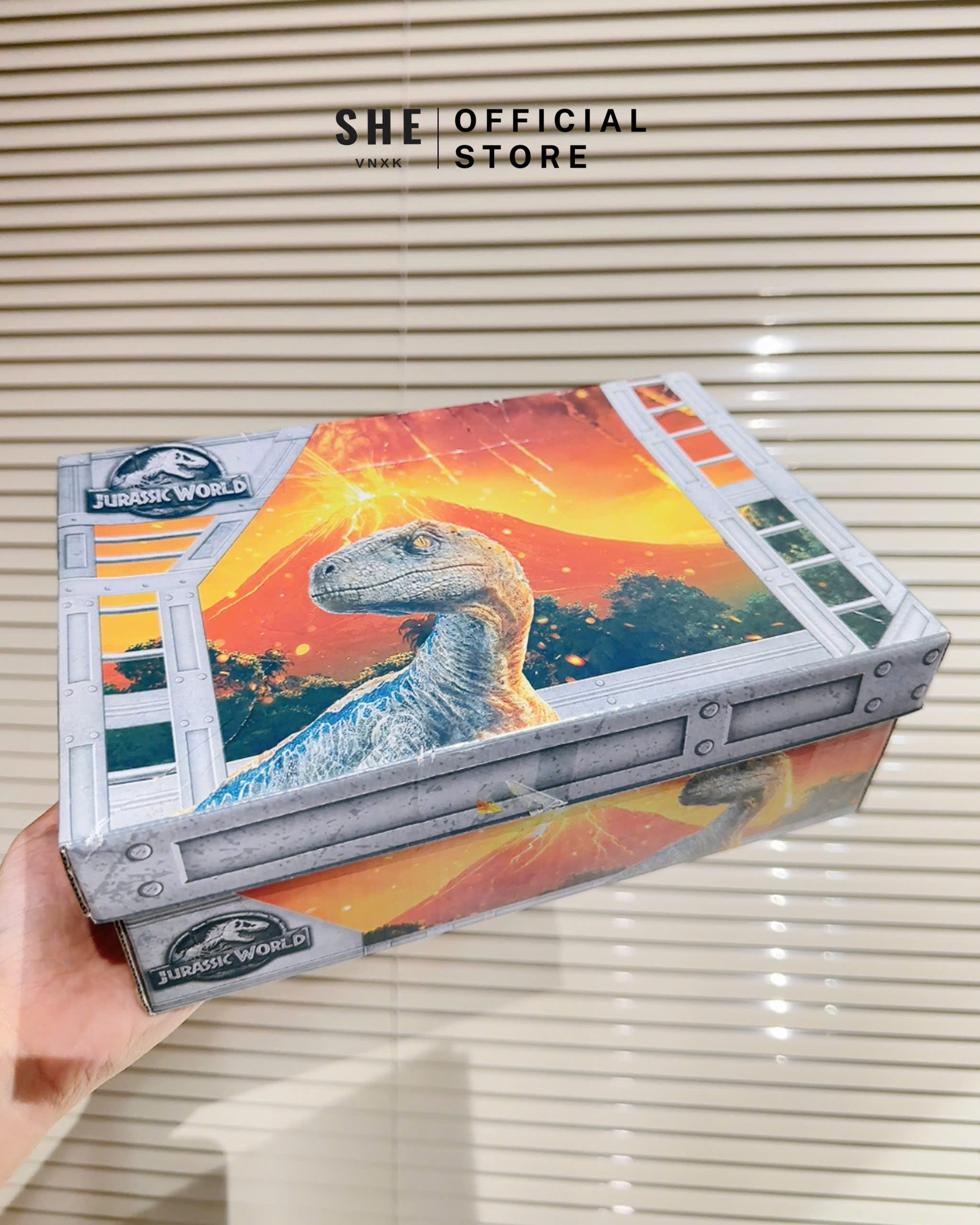 E664 GIÀY JURASSIC BÉ_thumbnail_4